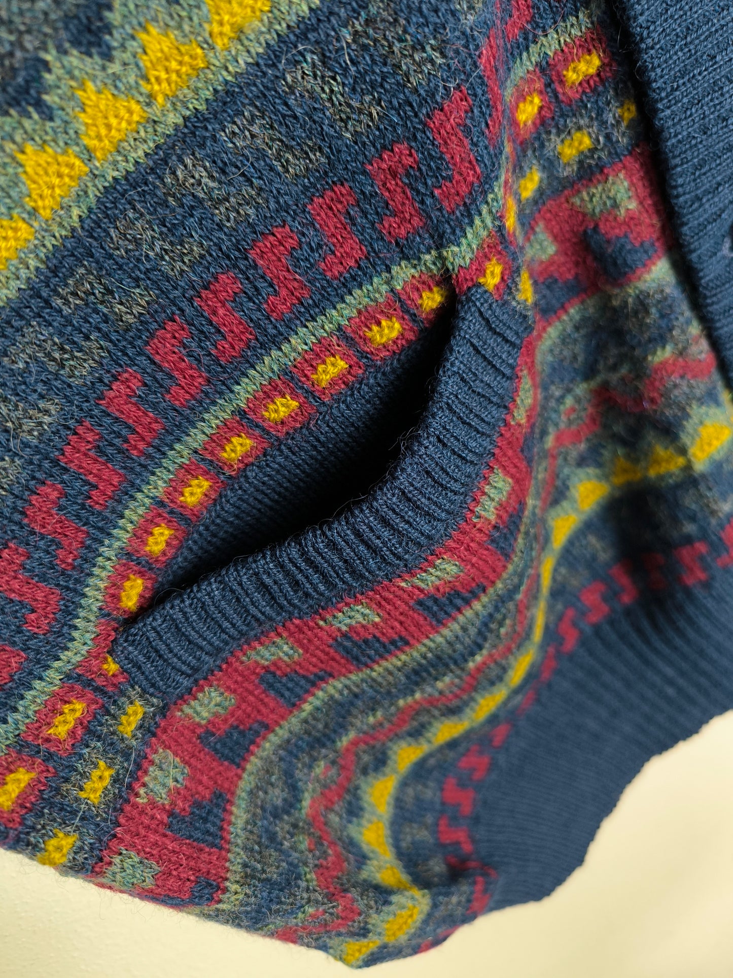 Cardigan fantasia in lana e alpaca peruviana