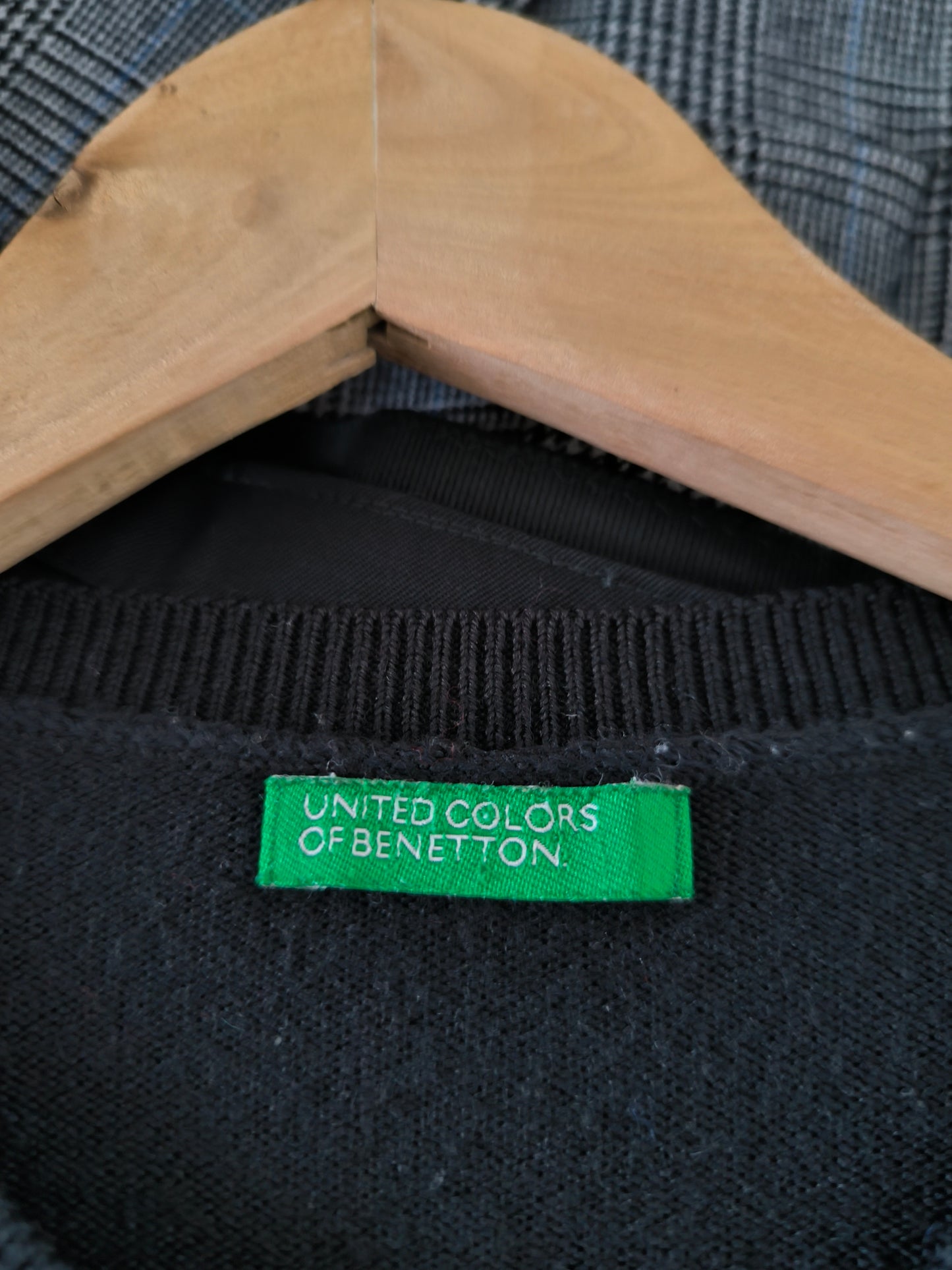 Maglione in misto lana V neck Benetton