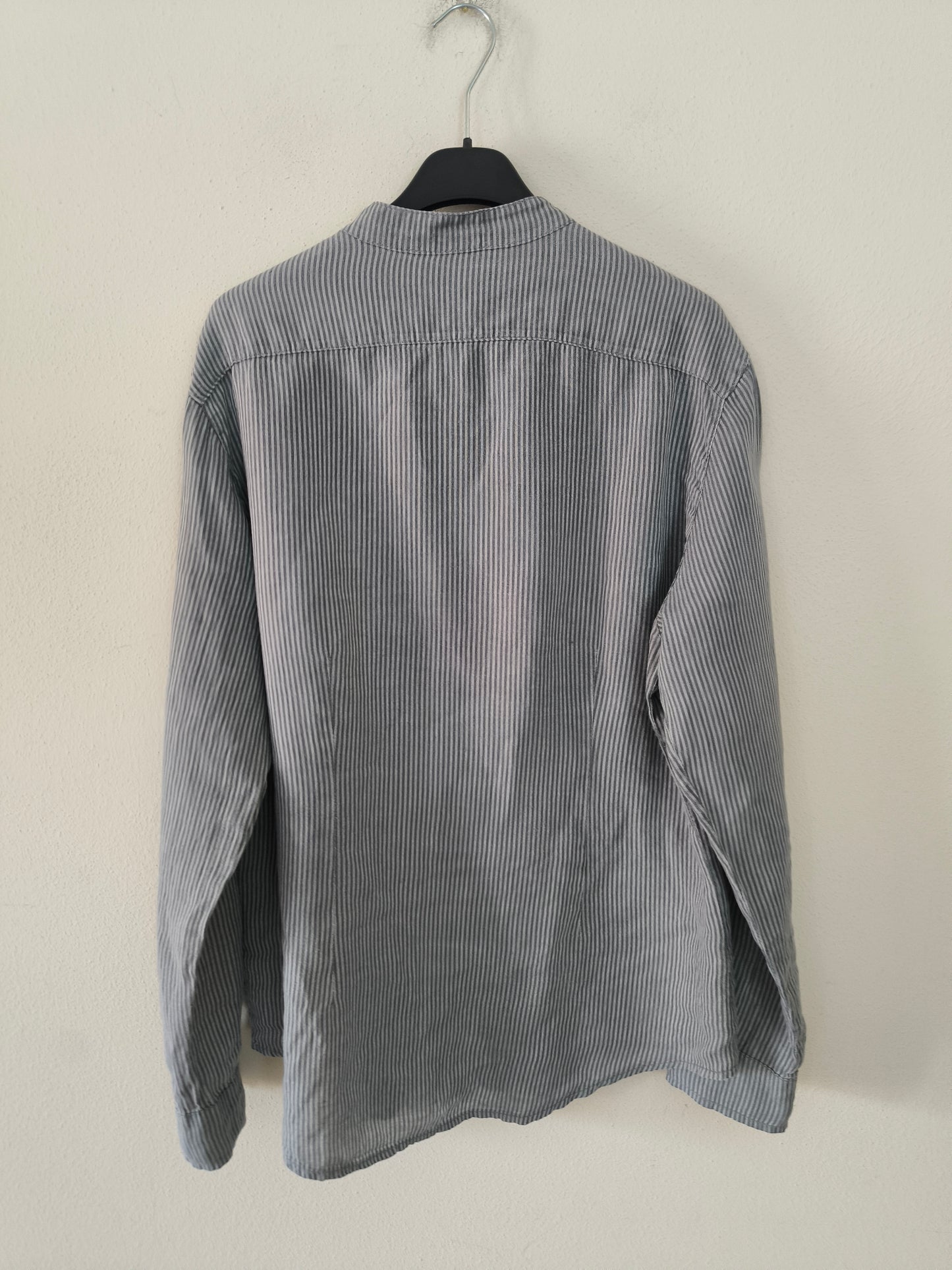 Camicia unisex in lino grigio