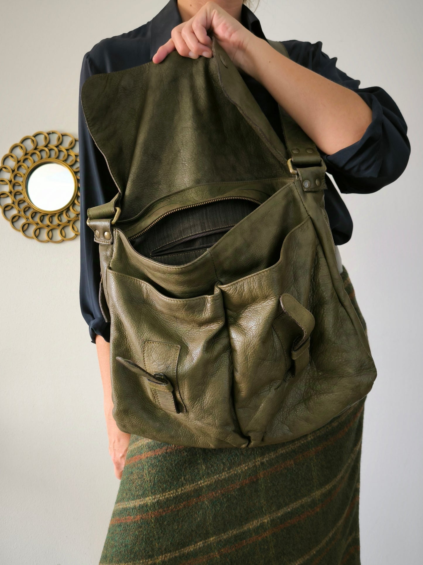 Borsa postina verde in vera pelle Jacono