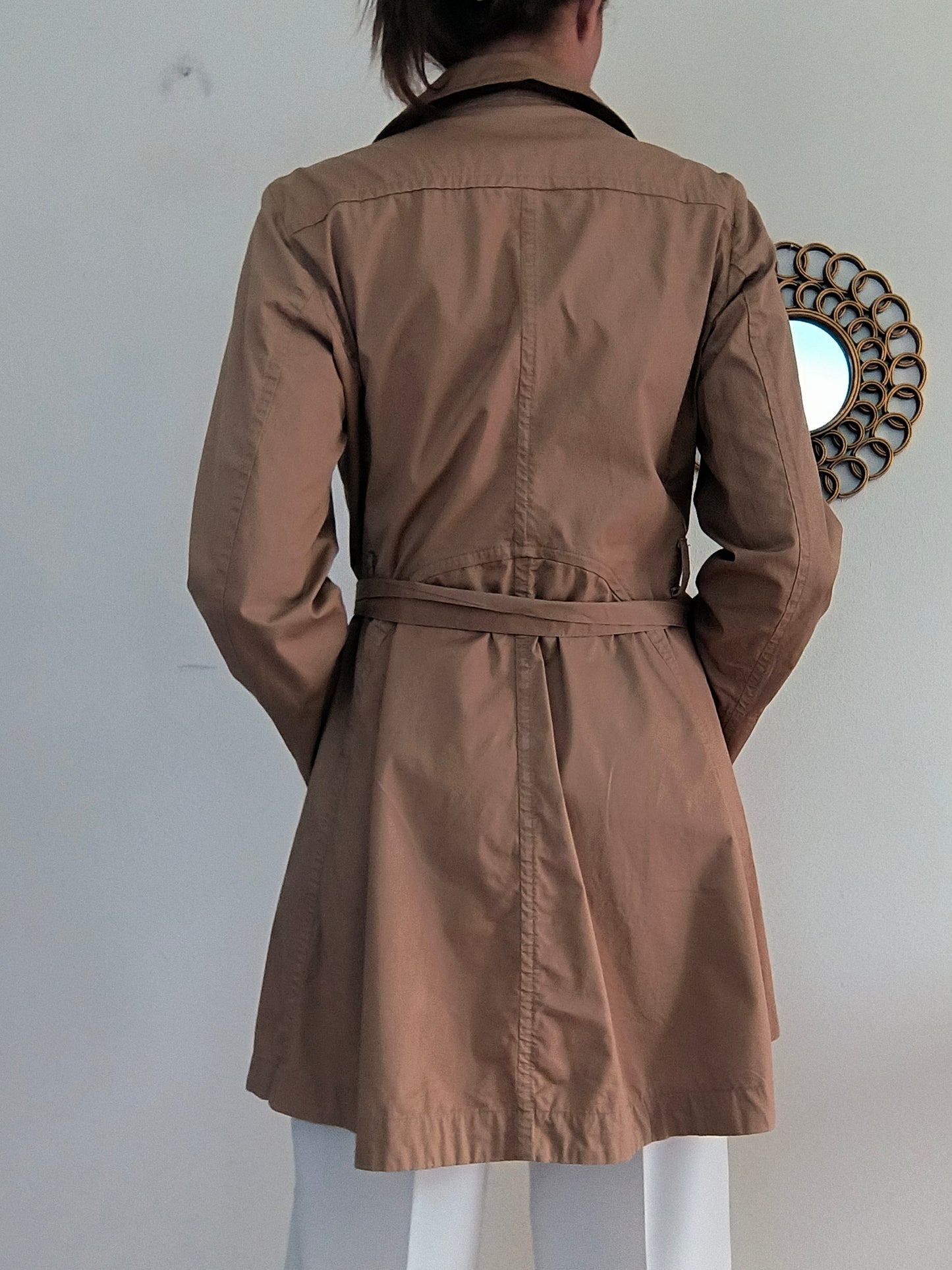 Trench cammello in cotone