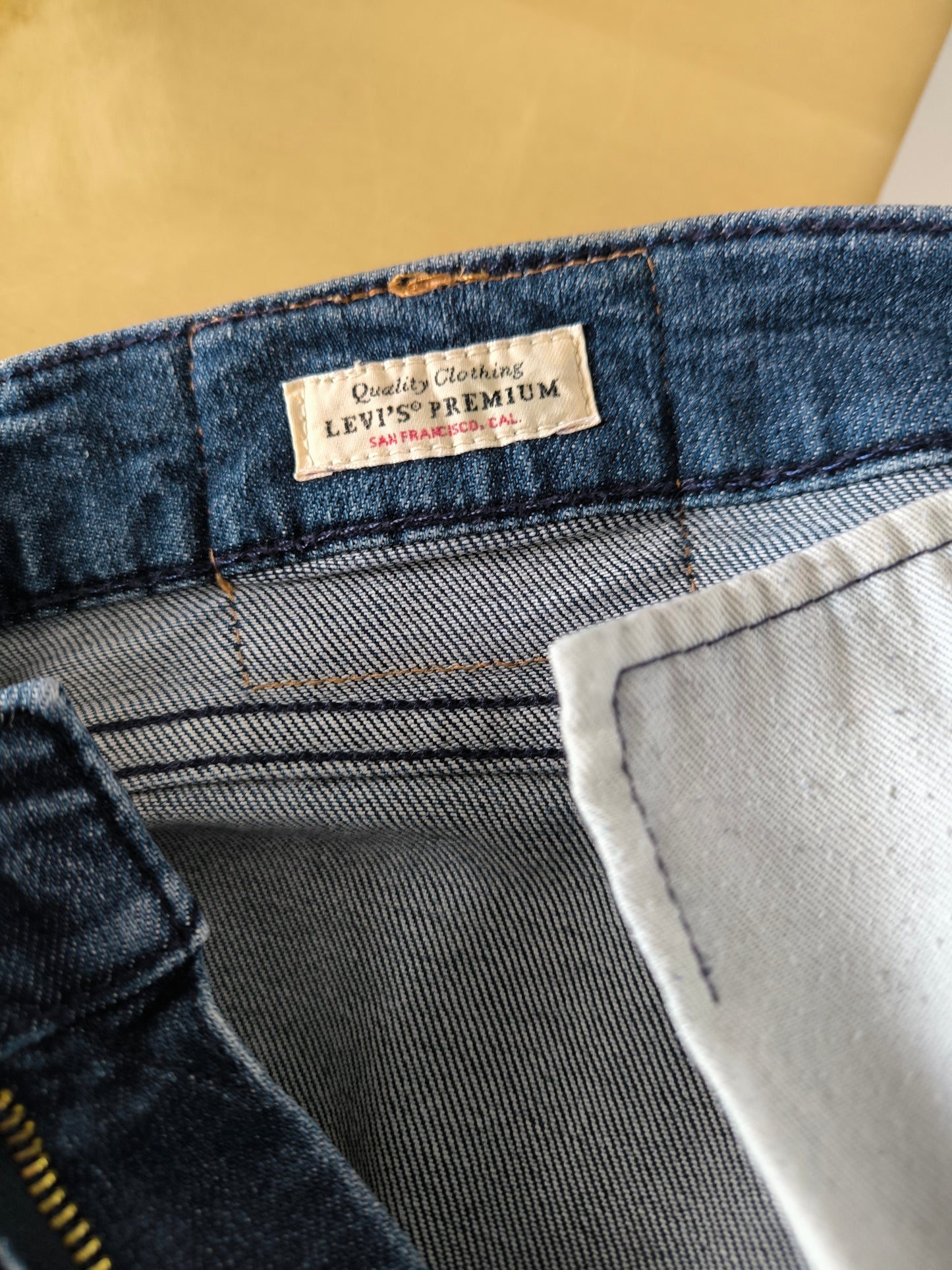 Levi's vintage 34x34 mod 519