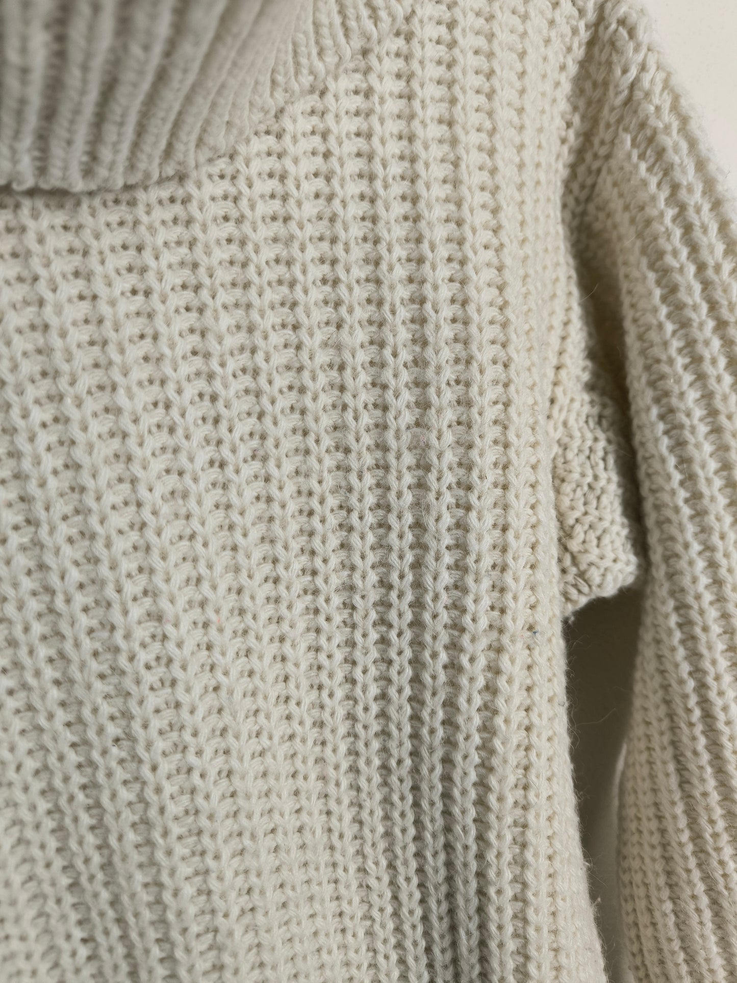Maglione handmade in lana bianco