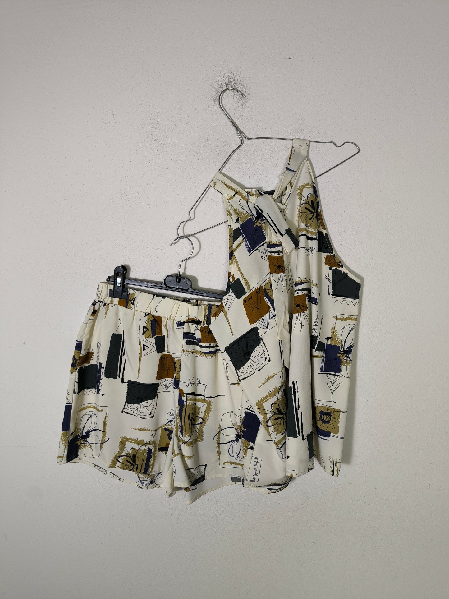 Completo top e pantaloncino fantasia Emery Rose