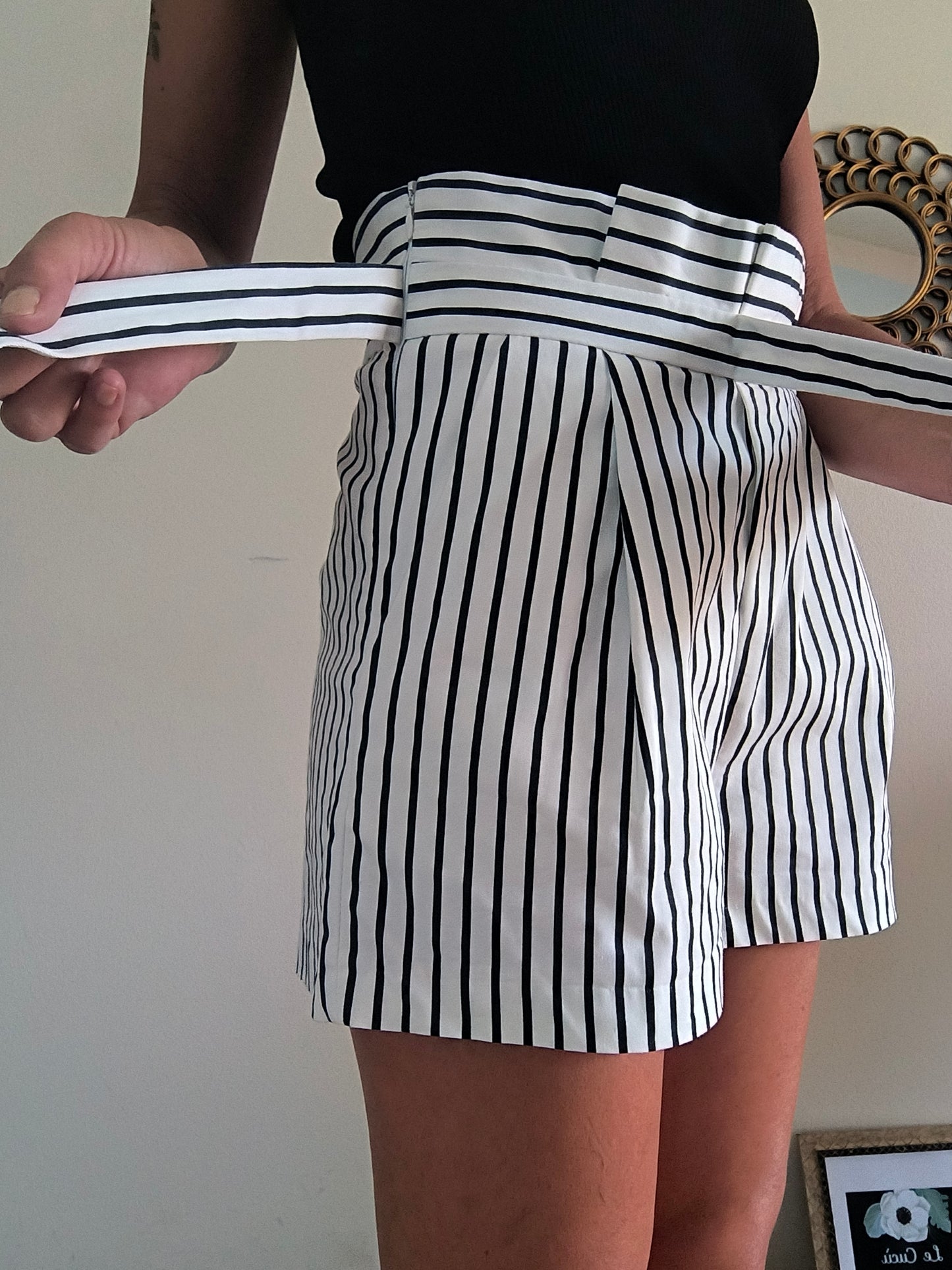 Shorts bianco a righe verticali