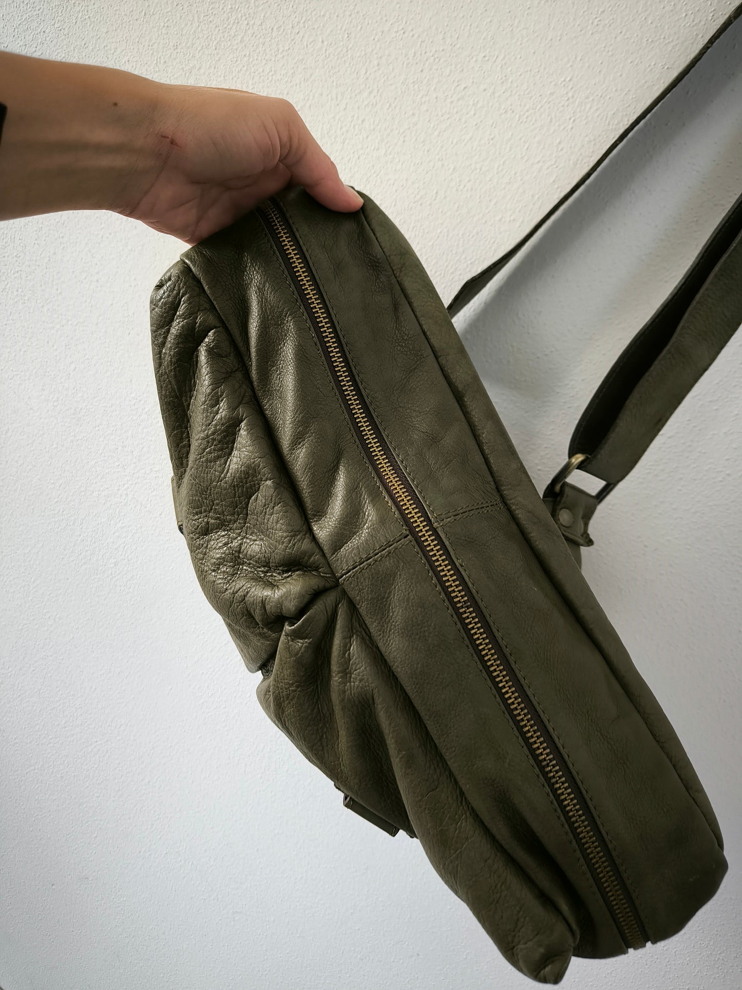 Borsa postina verde in vera pelle Jacono