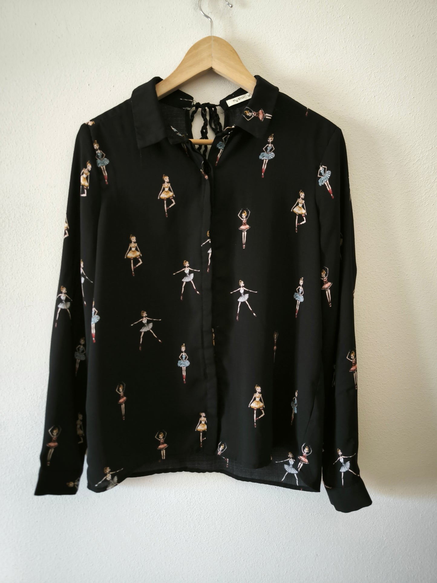 Camicia con ballerine nera