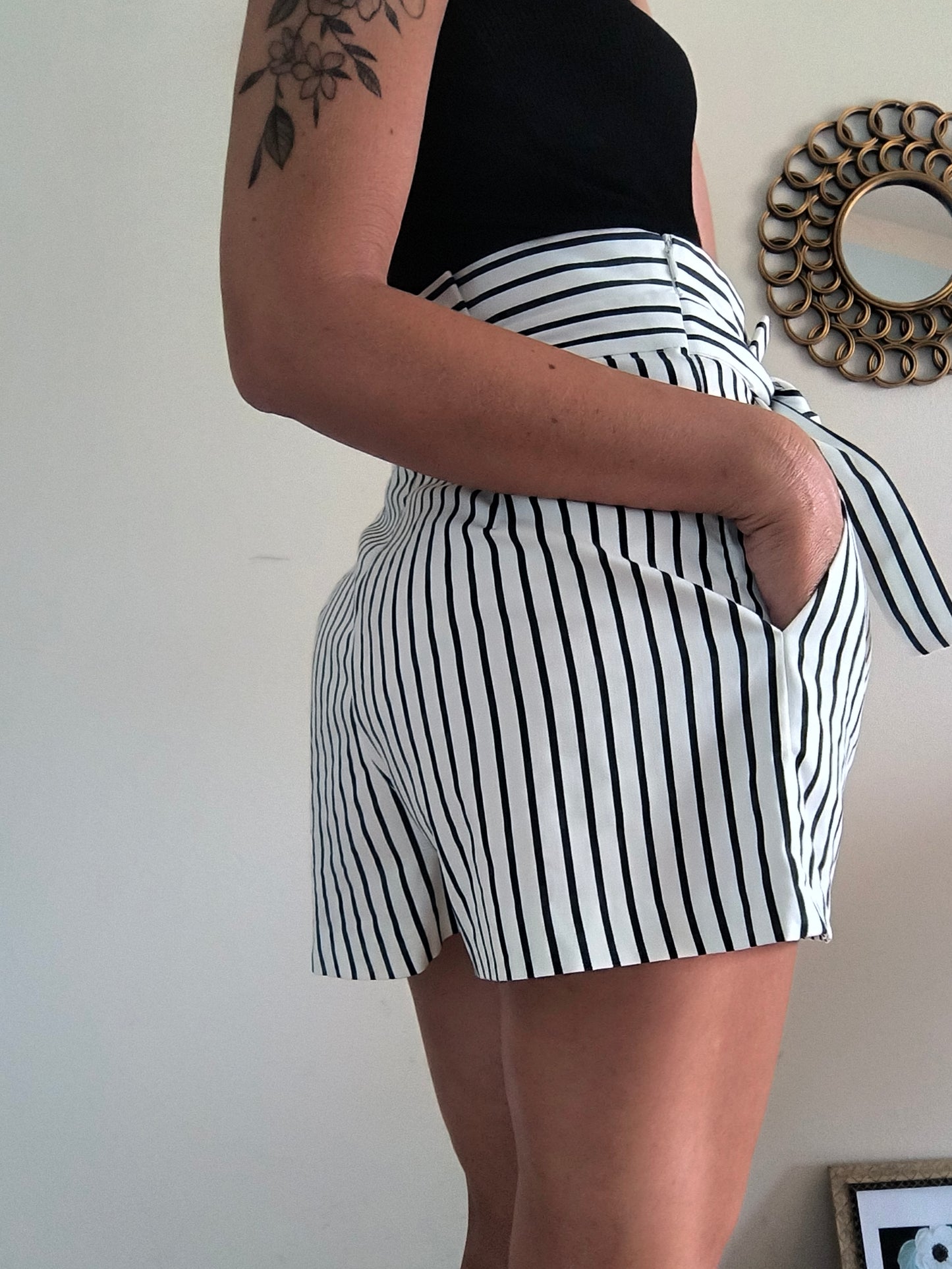 Shorts bianco a righe verticali