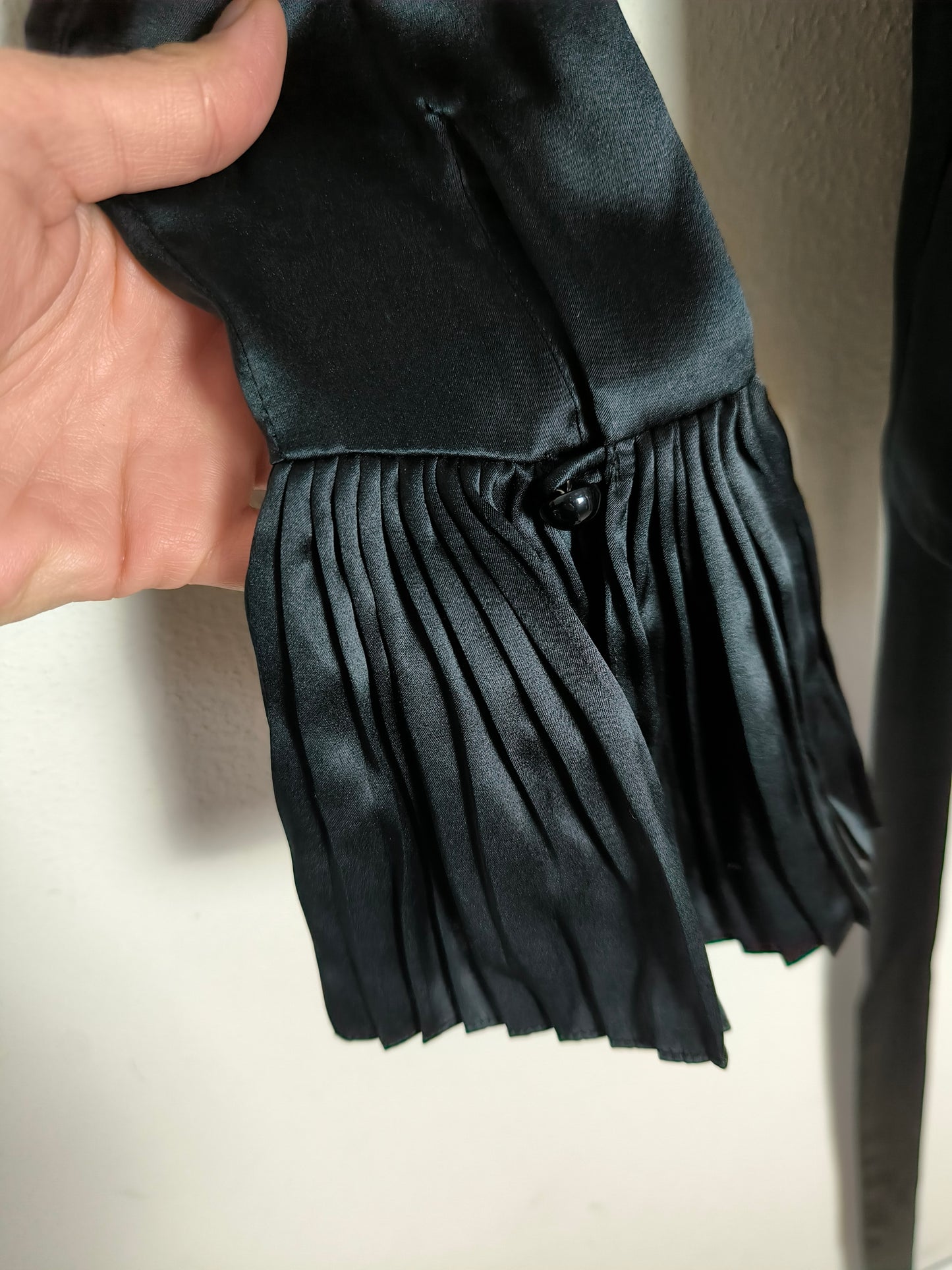 Camicetta 100% seta satin nera con ruches