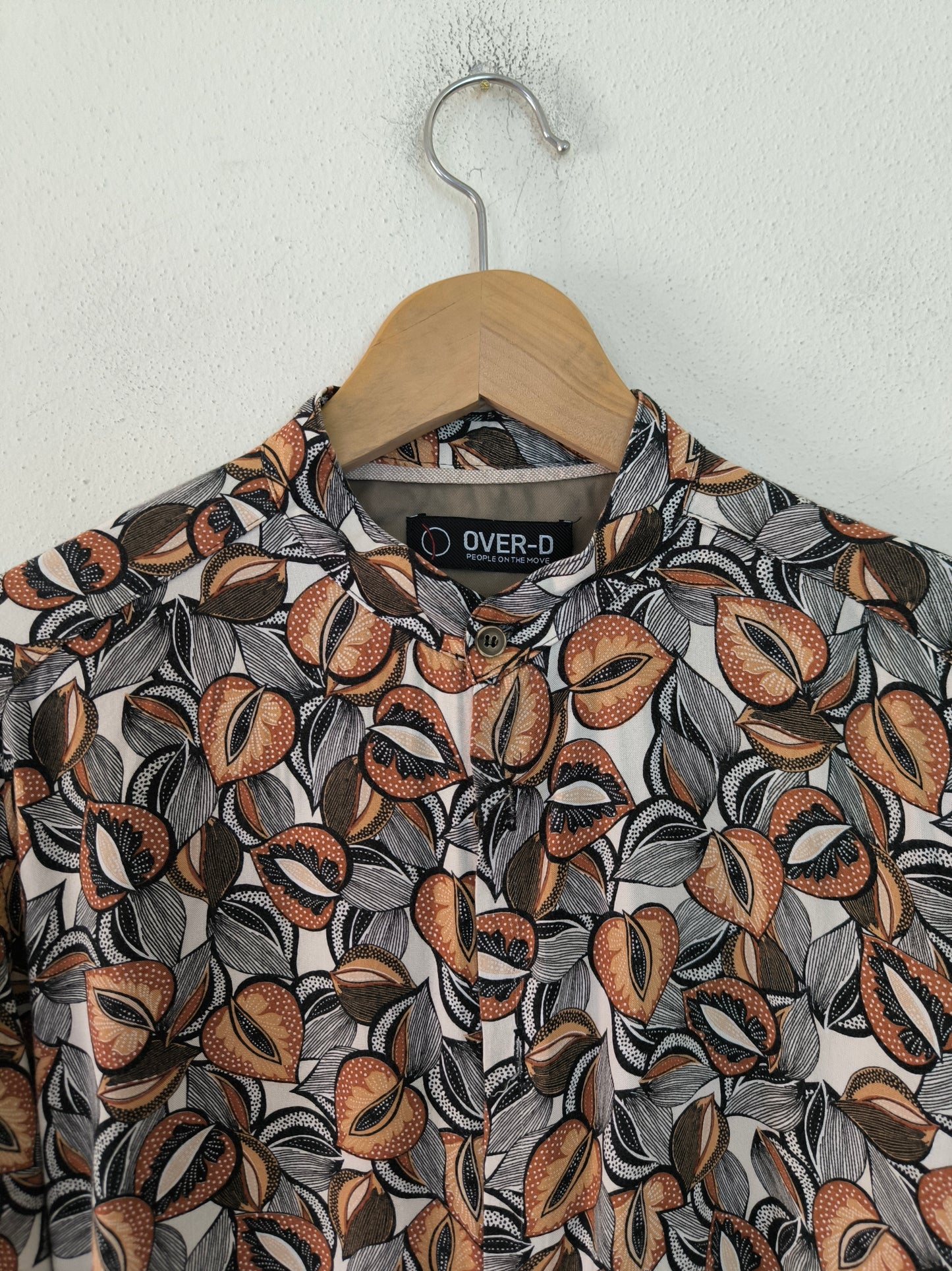 Camicia unisex fantasia in viscosa