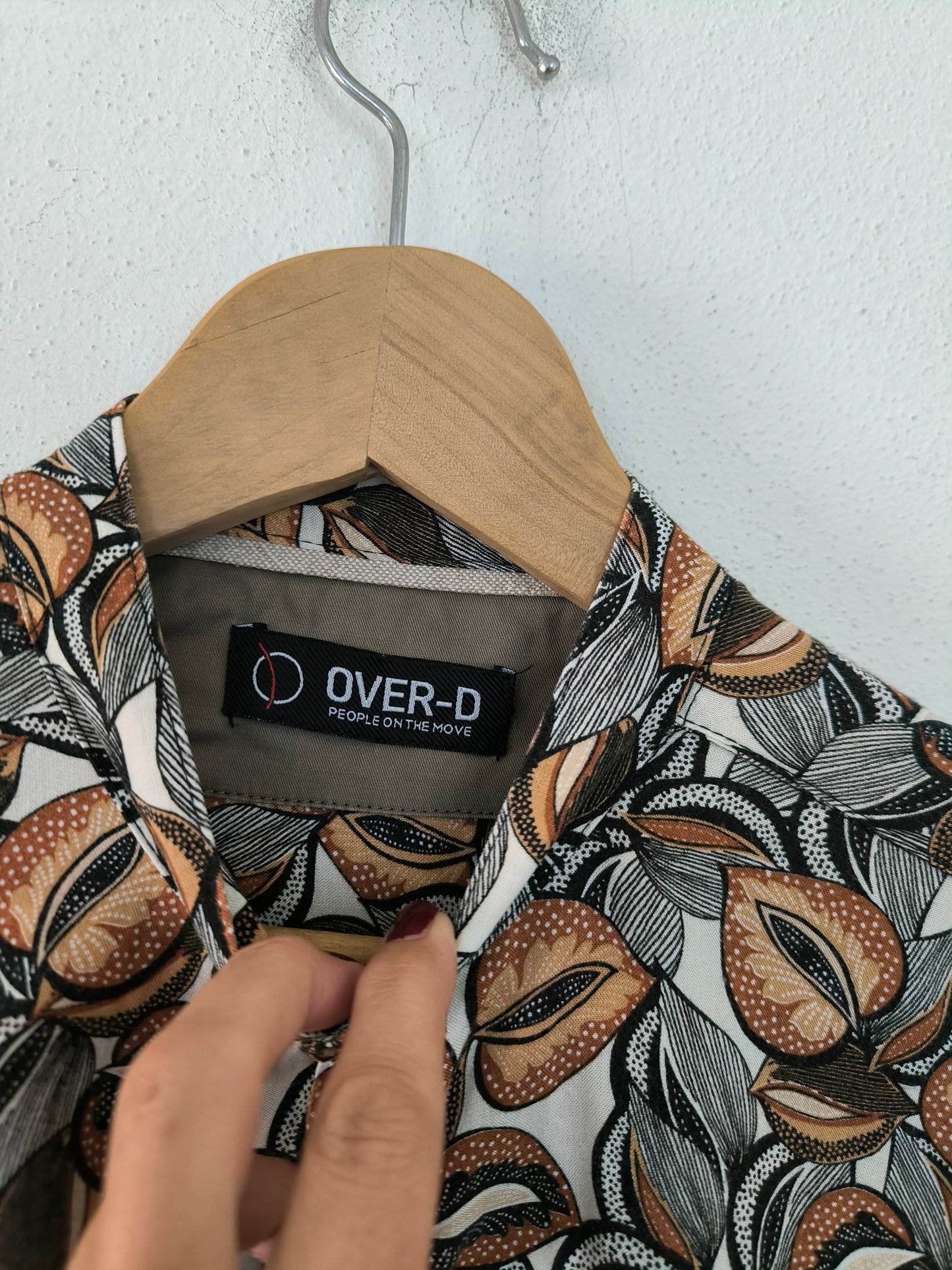 Camicia unisex fantasia in viscosa