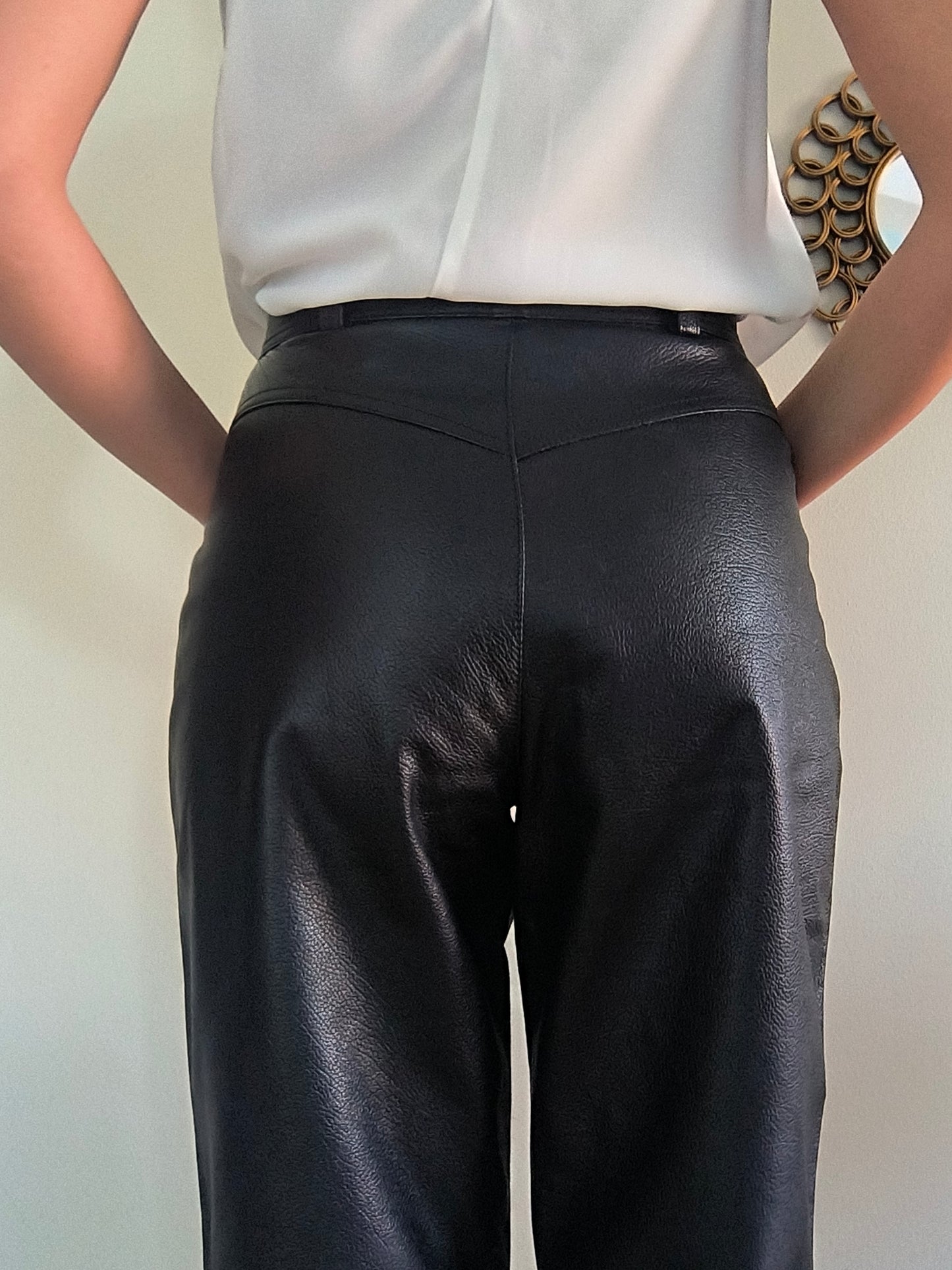 Pantalone vintage in vera pelle nera taglia S