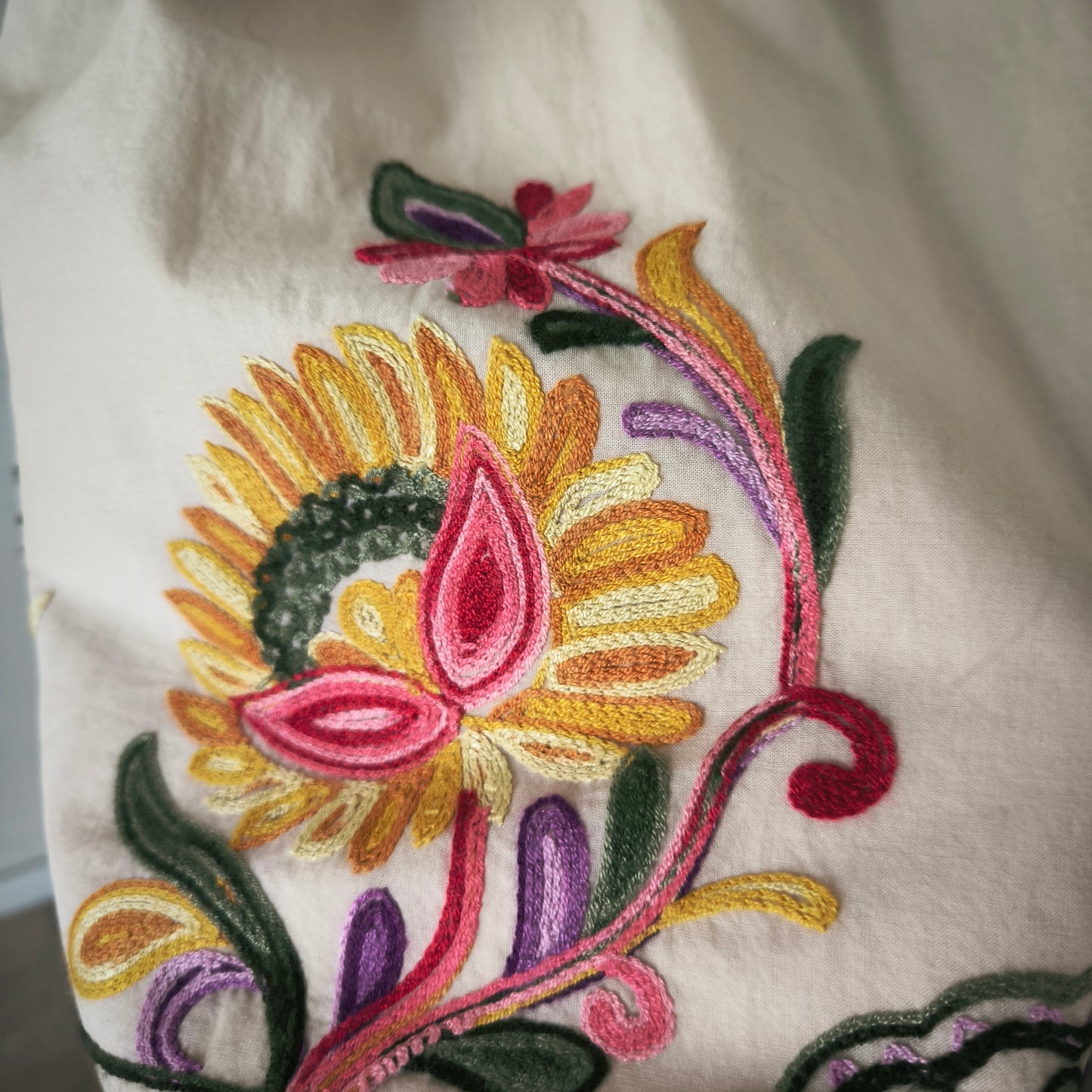Gonna boho chic ricamata