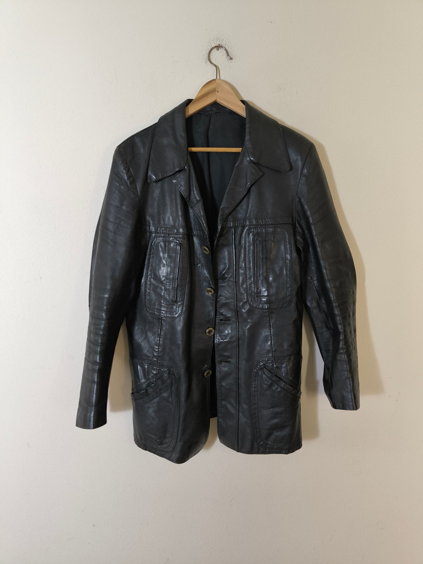 Giacca anni 70 in pelle nera
