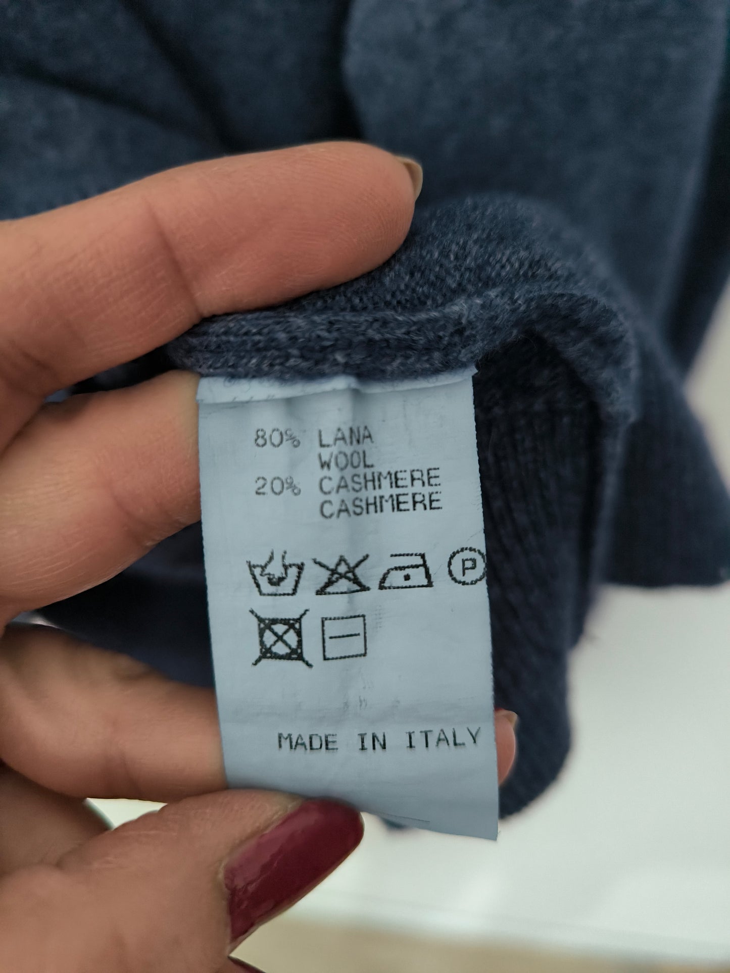 Maglione V neck blu lana e cashmere