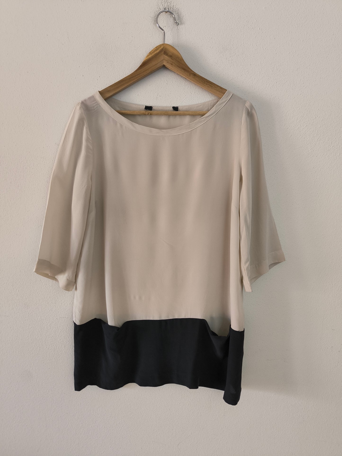 Blusa pura seta nude/nero