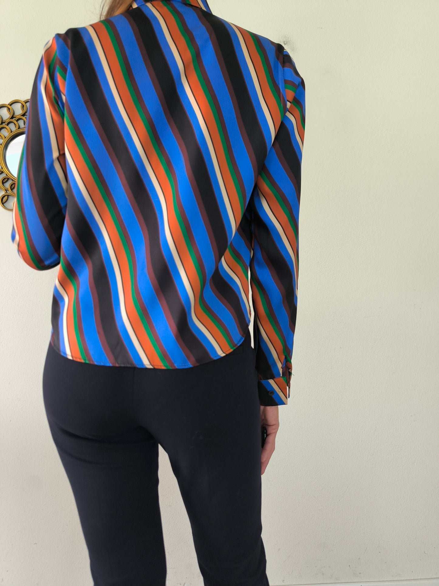 Camicetta in satin blu a righe Nuna Lie tg S