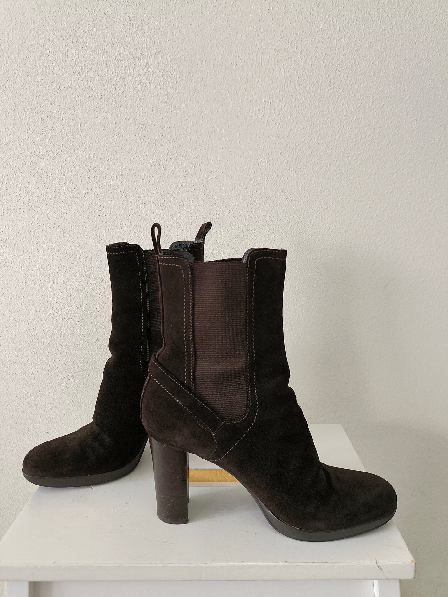 Stivaletti Sergio Rossi in pelle scamosciata