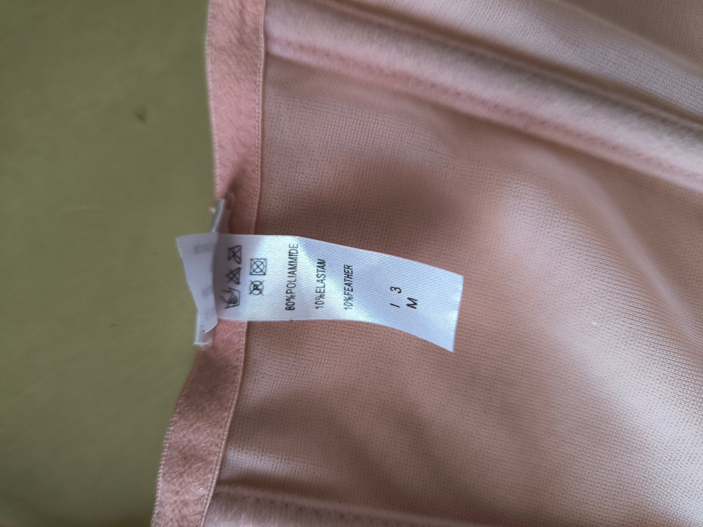 Bustino rosa Yamamay con piume