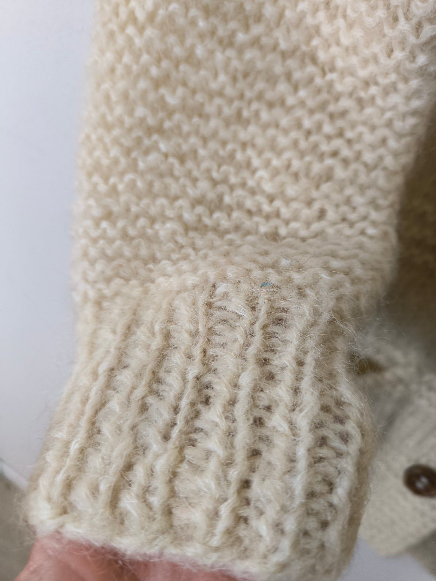Cardigan norvegese in lana fatto a mano