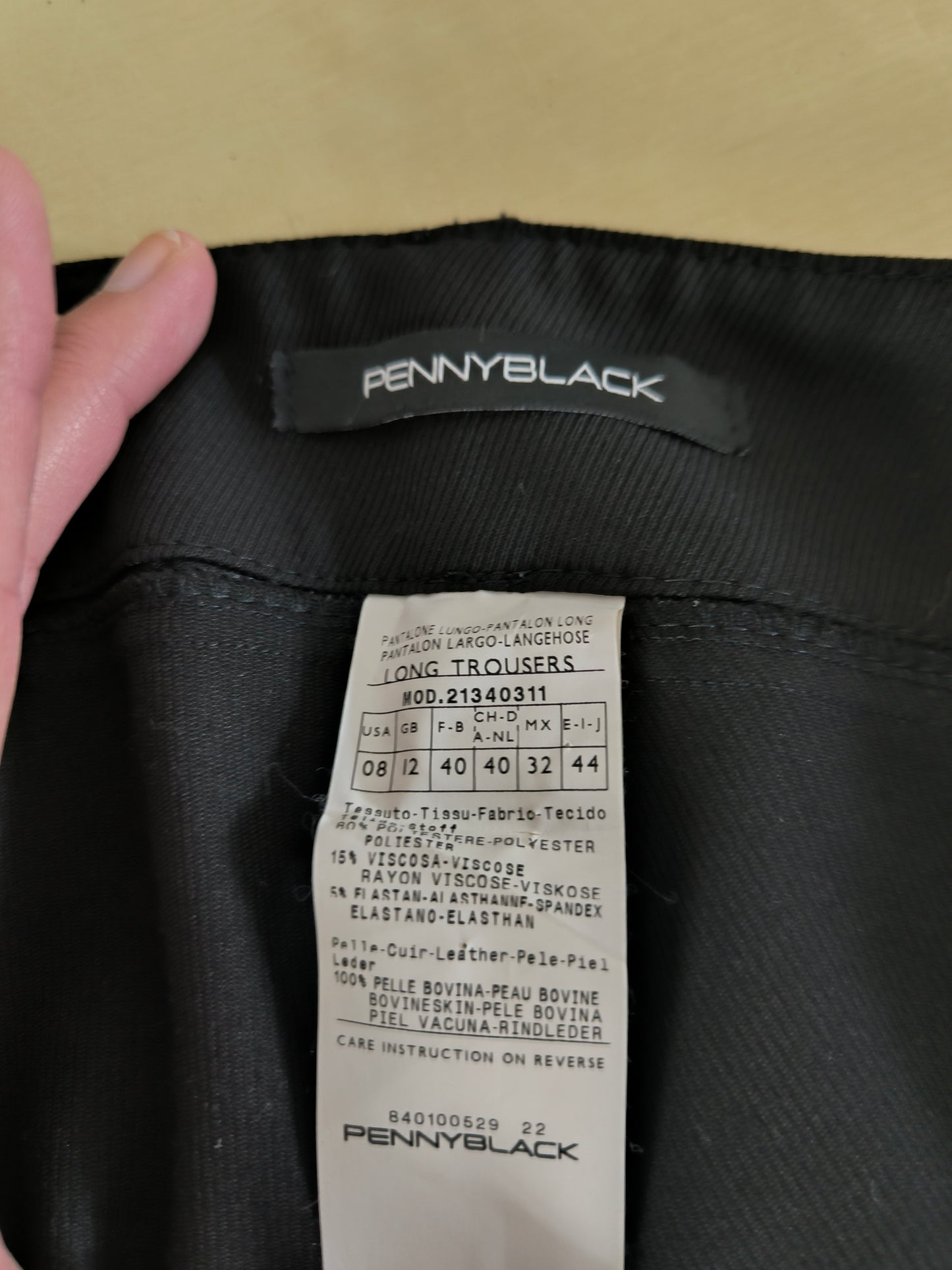 Pantalone aderente nero PennyBlack con inserti in pelle tg 44