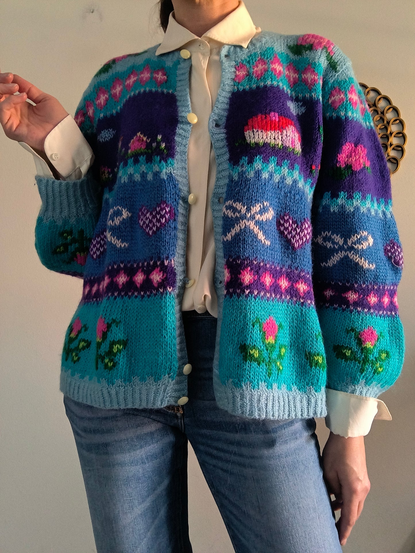 Cardigan vintage ricamato a mano