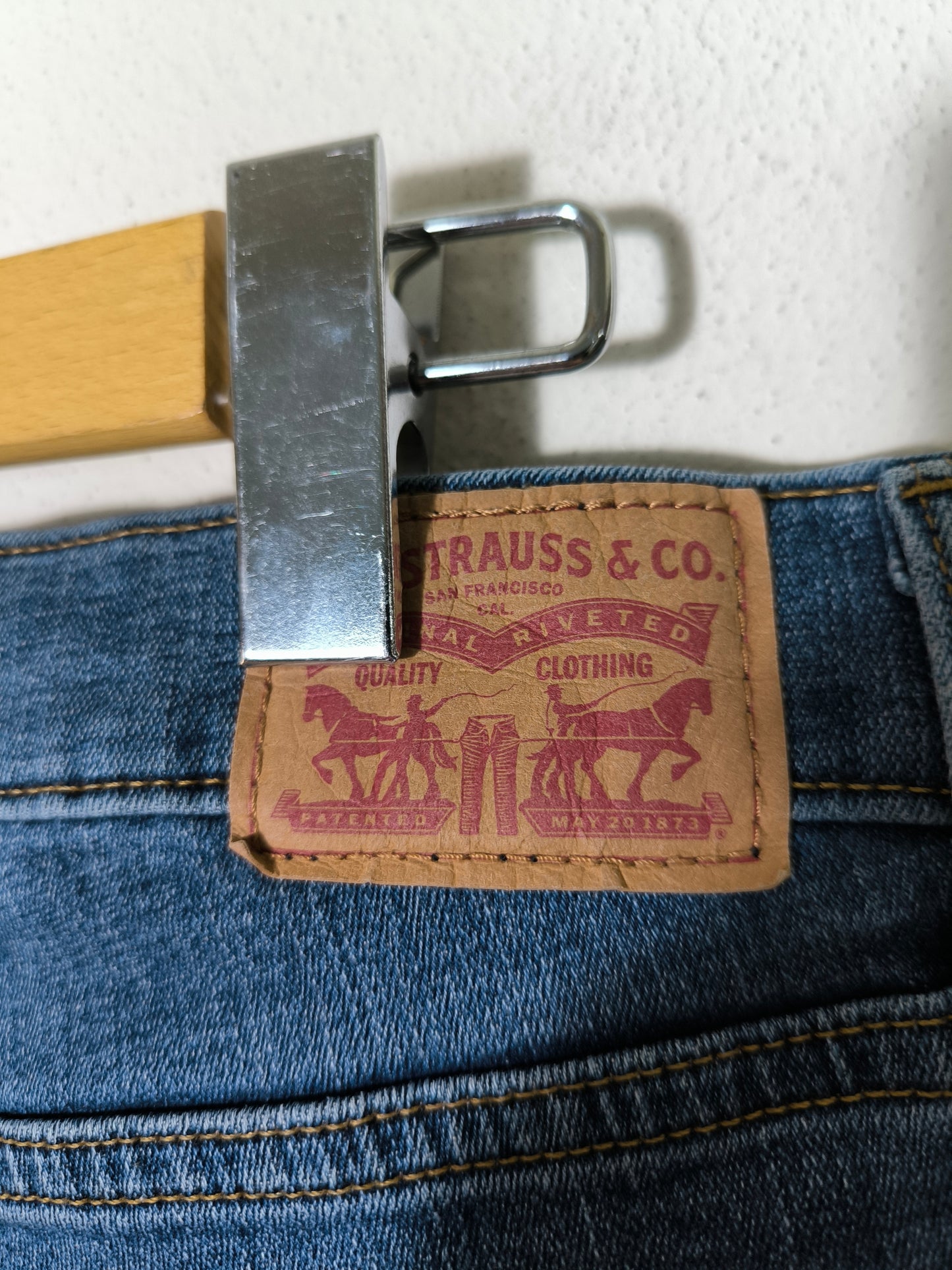 Levi's 315 bootcut W31 L32