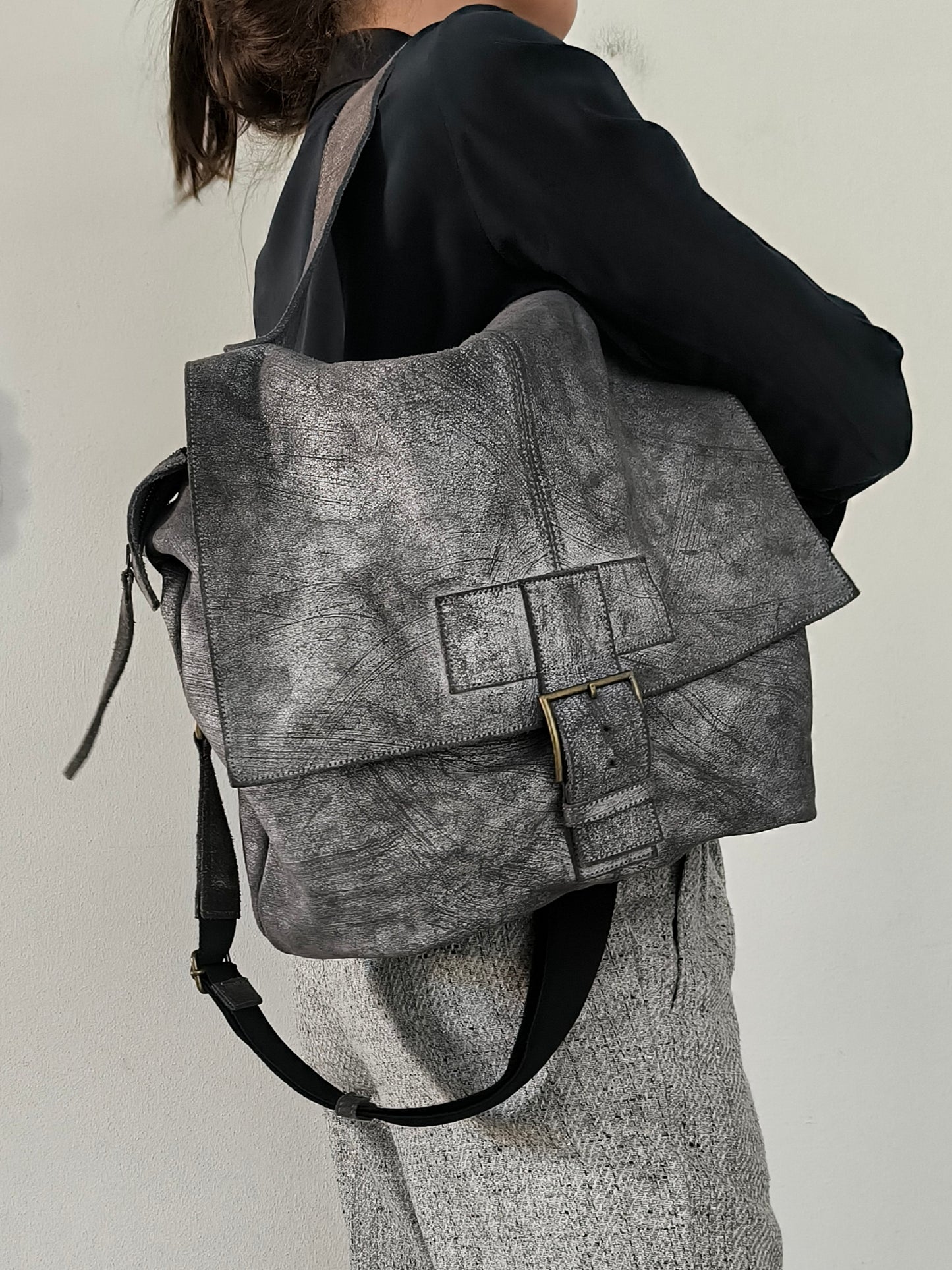Borsa postina in pelle artigianale PS Red Whale