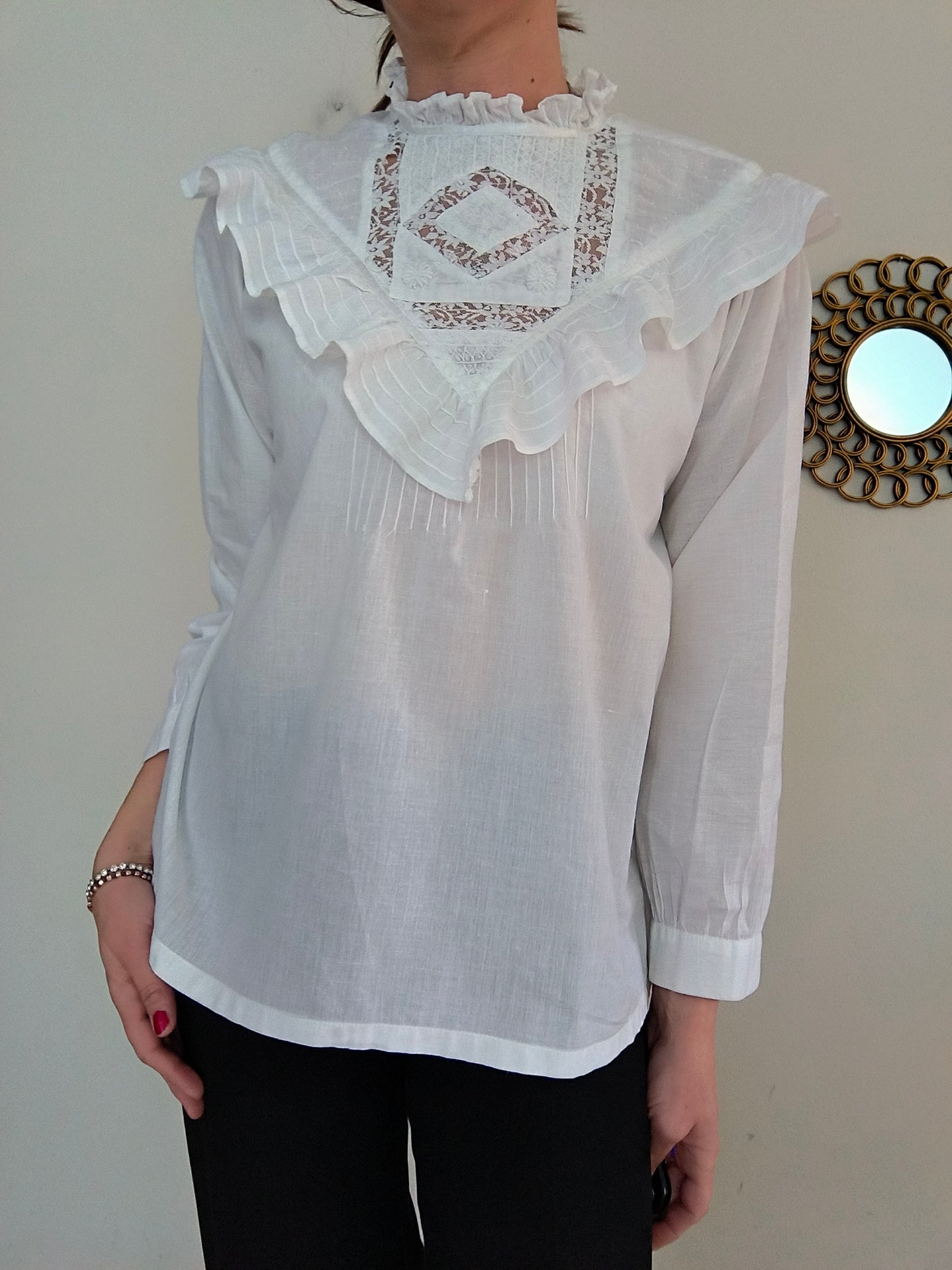 Camicetta vintage bianca con pizzo
