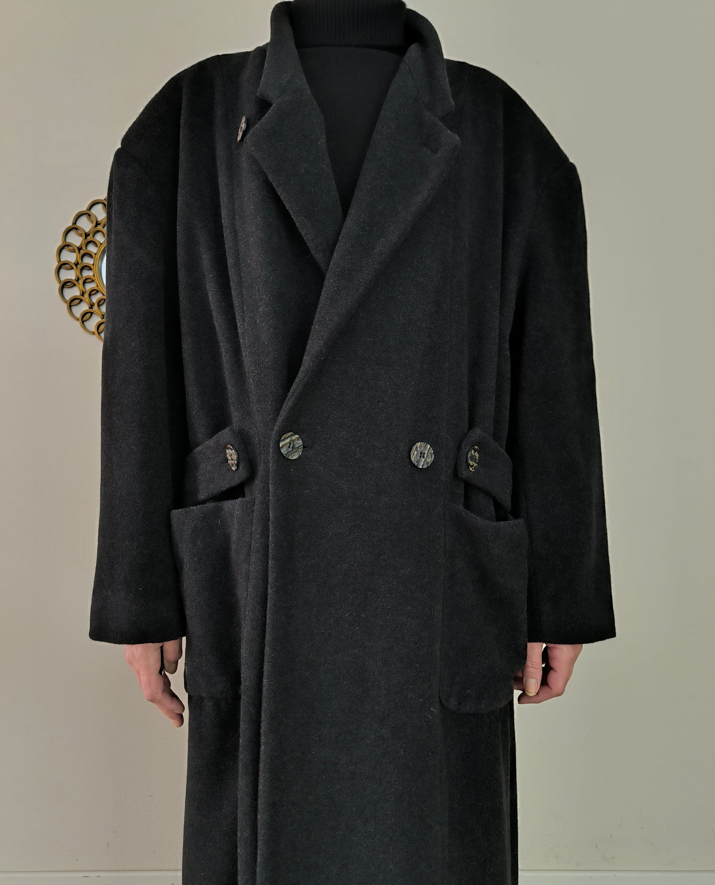 Cappotto vintage oversize nero in lana