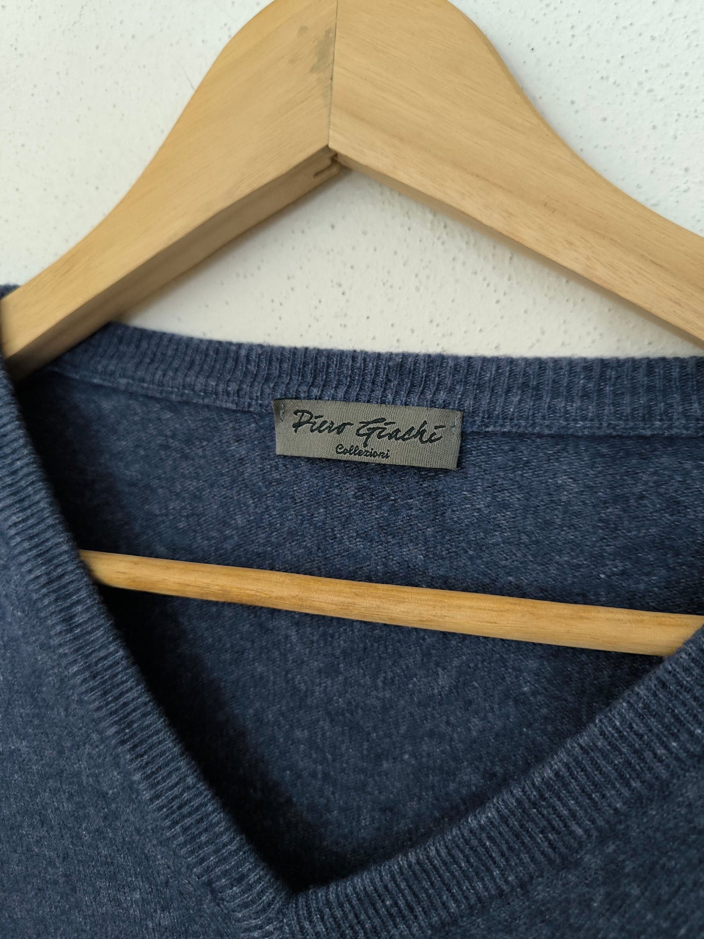 Maglione V neck blu lana e cashmere