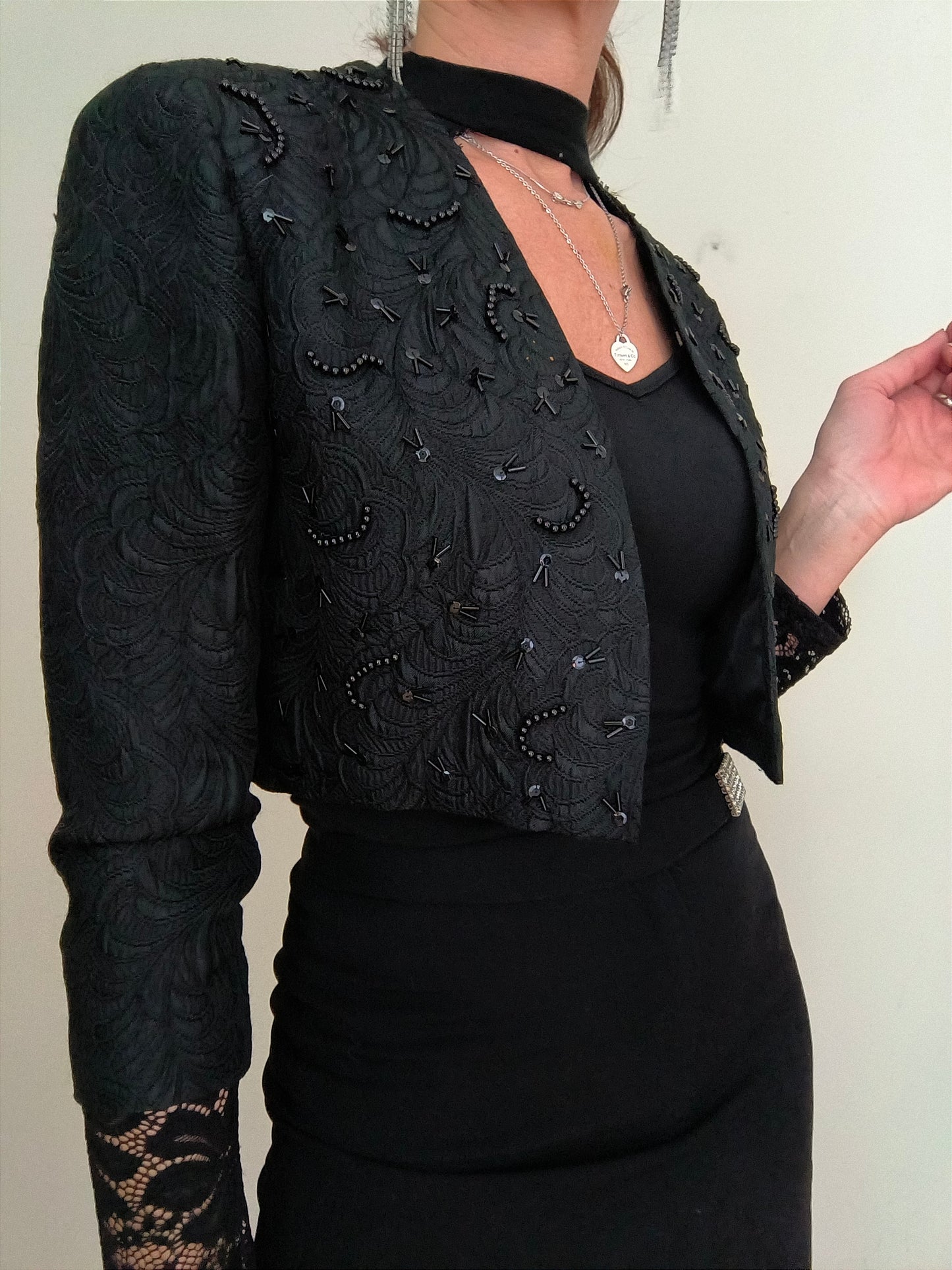 Bolero vintage nero con applicazioni