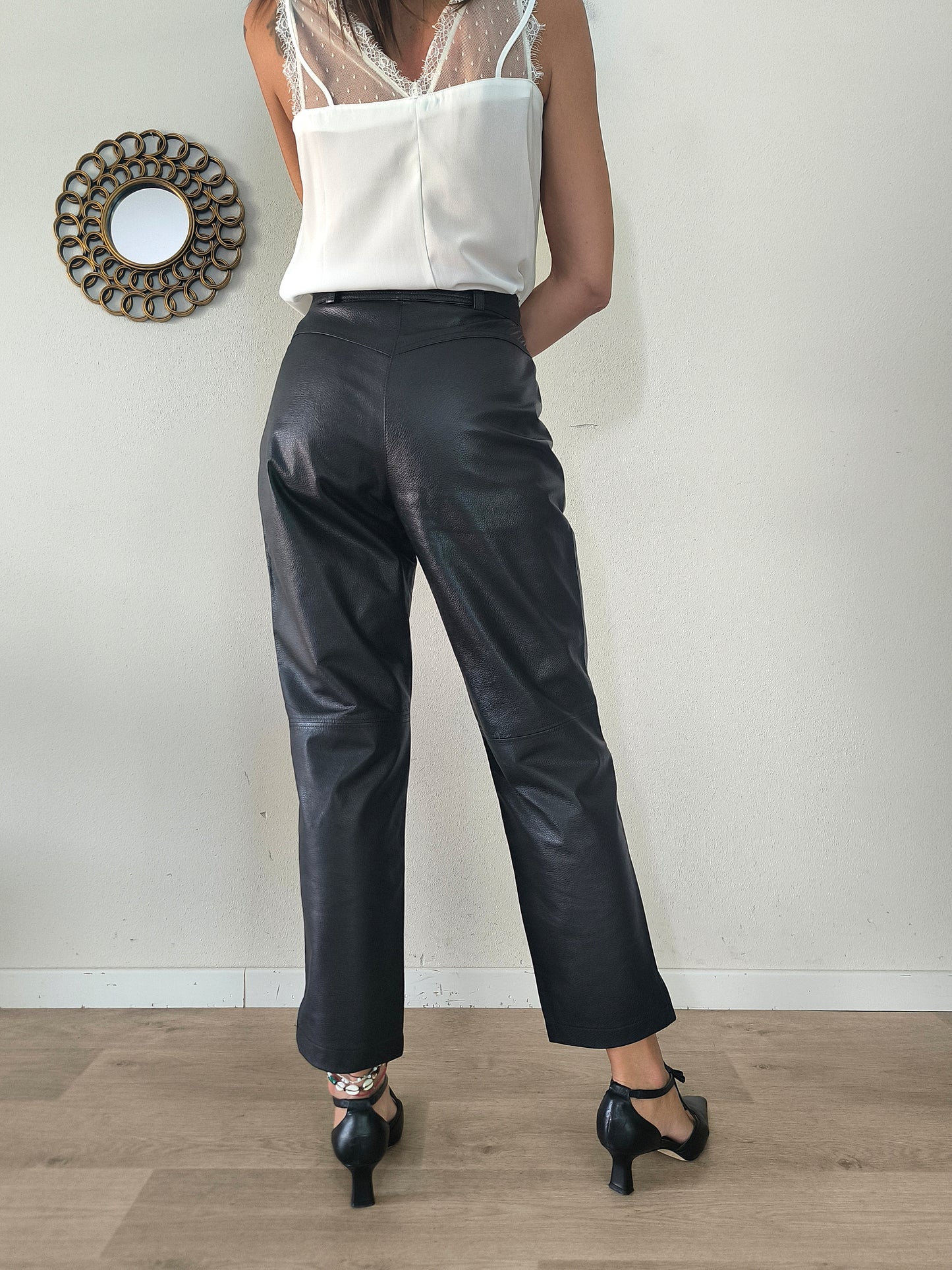 Pantalone vintage in vera pelle nera taglia S