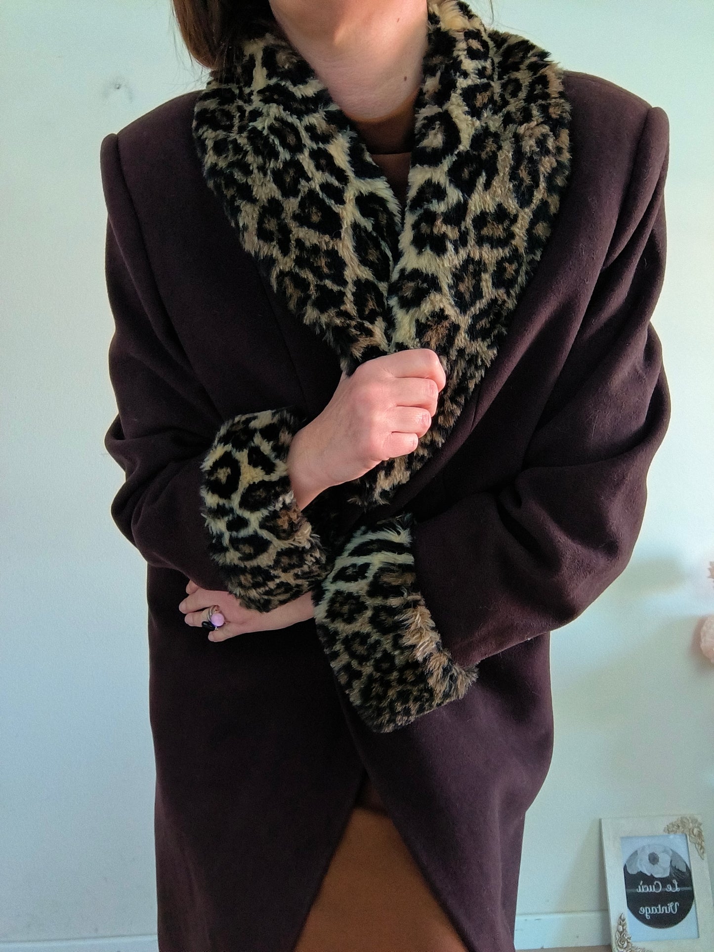 Cappotto anni 40 con pelliccia leopardata