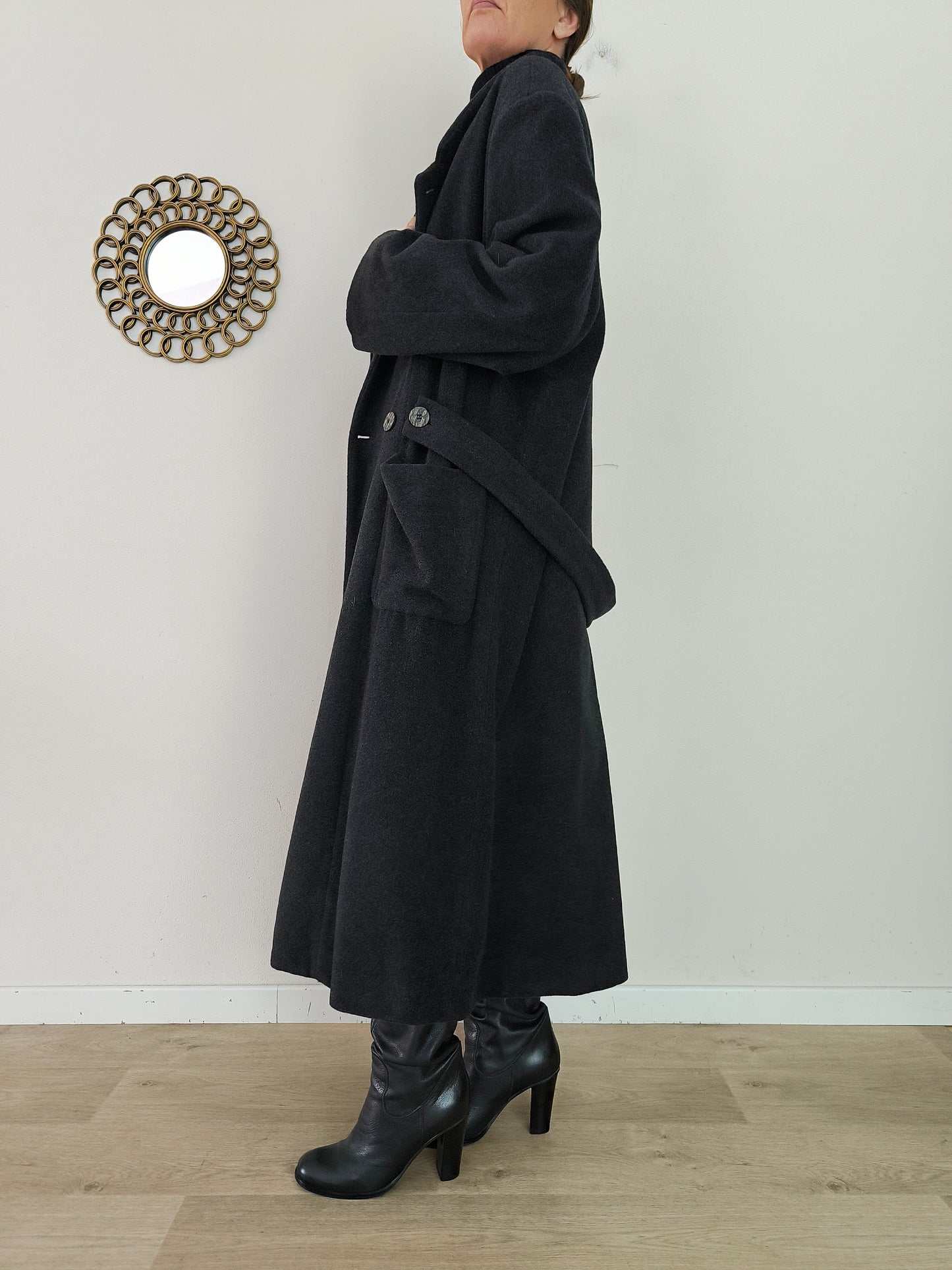 Cappotto vintage oversize nero in lana