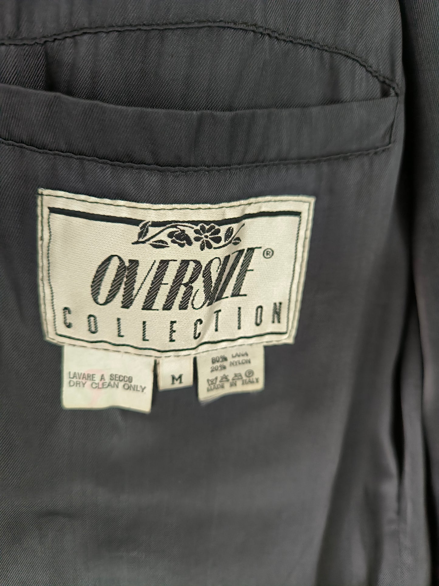Cappotto vintage oversize nero in lana