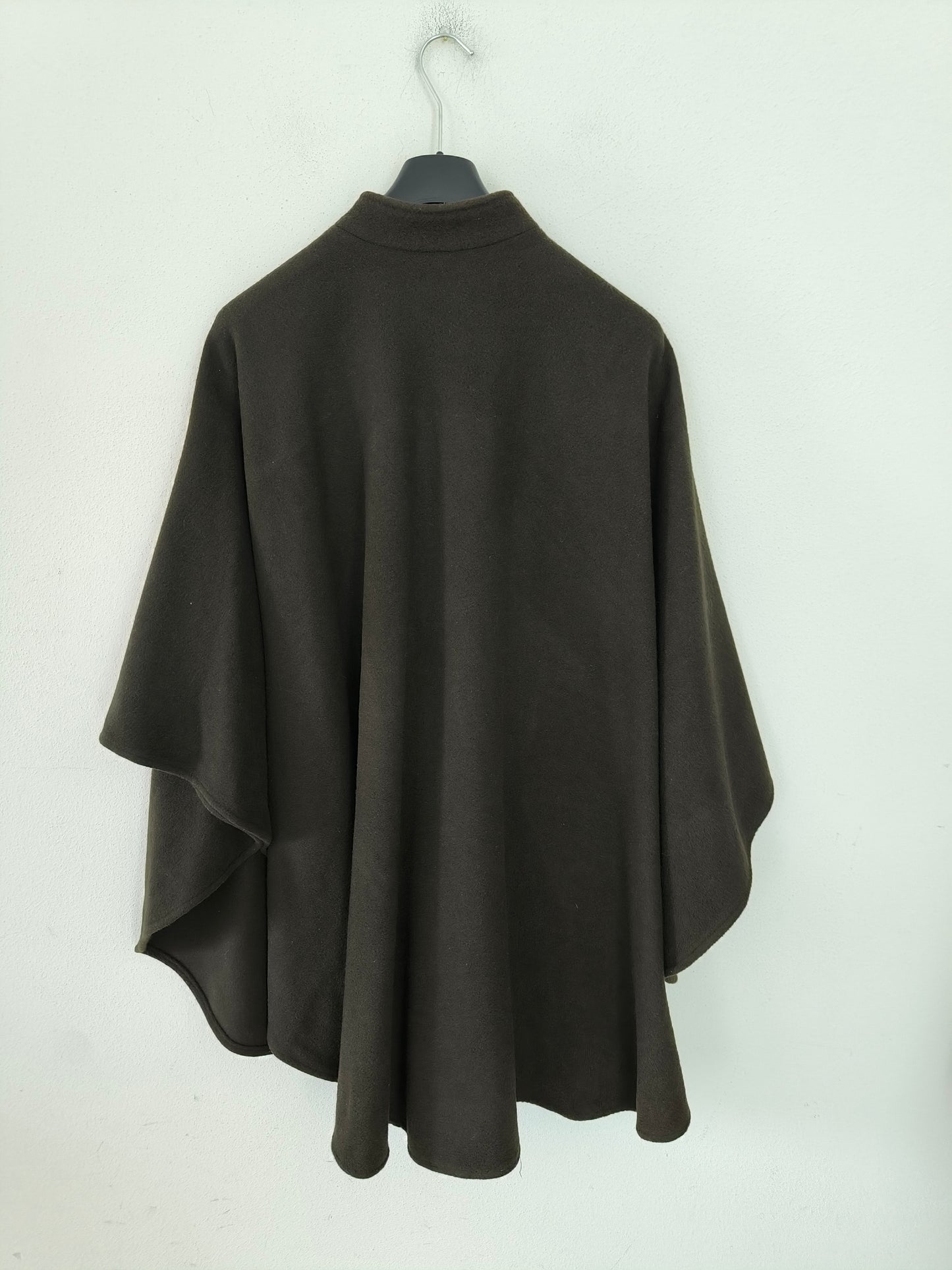 Cappa sartoriale in lana verde scuro