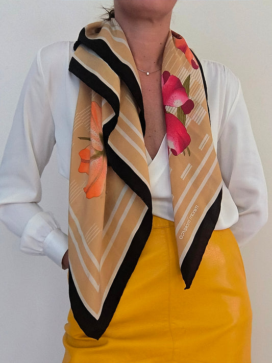 Foulard vintage pura seta crema con lilium colorati, Miriam Moresco.