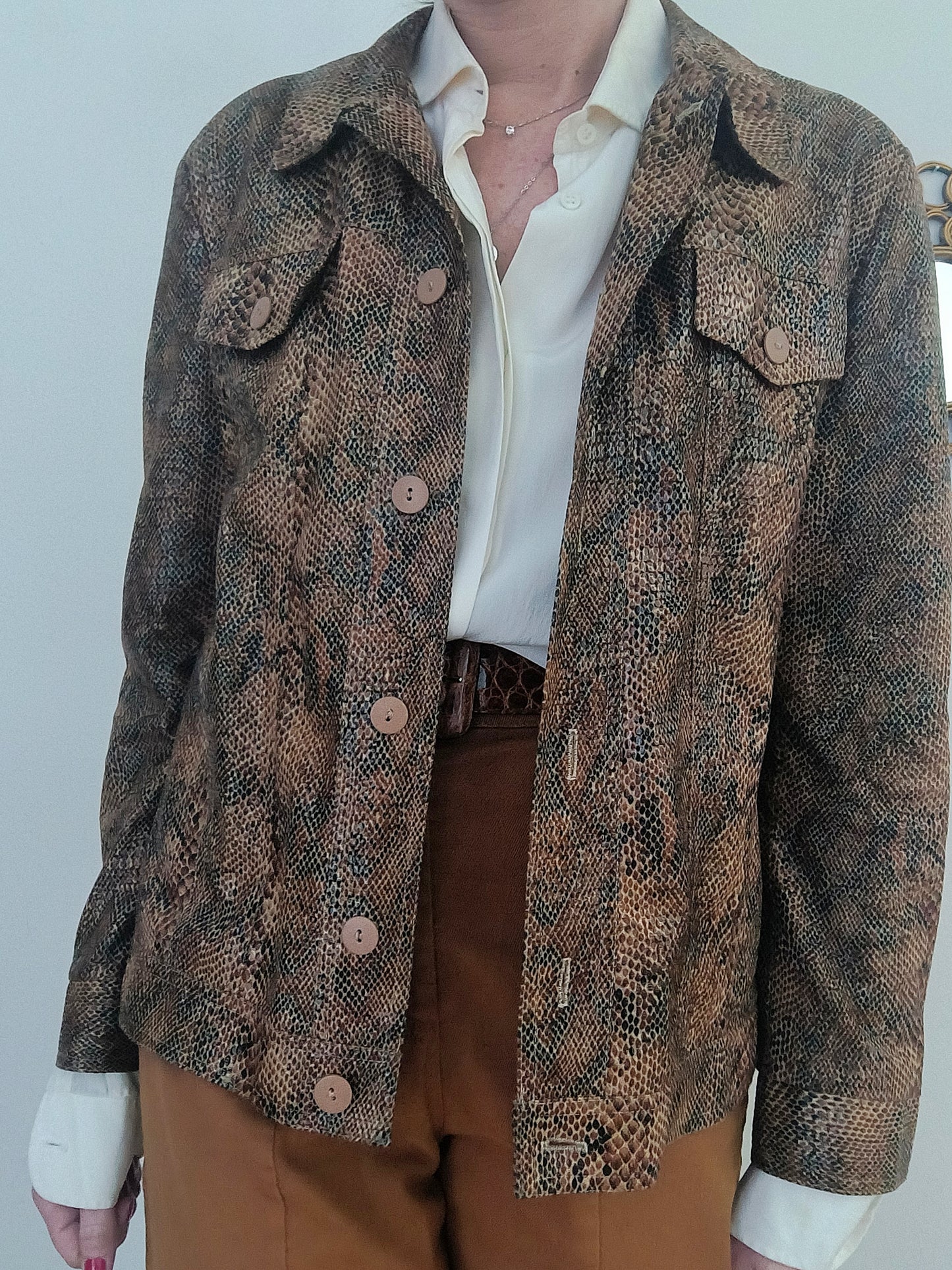 Giacca camicia in suede fantasia pitonata