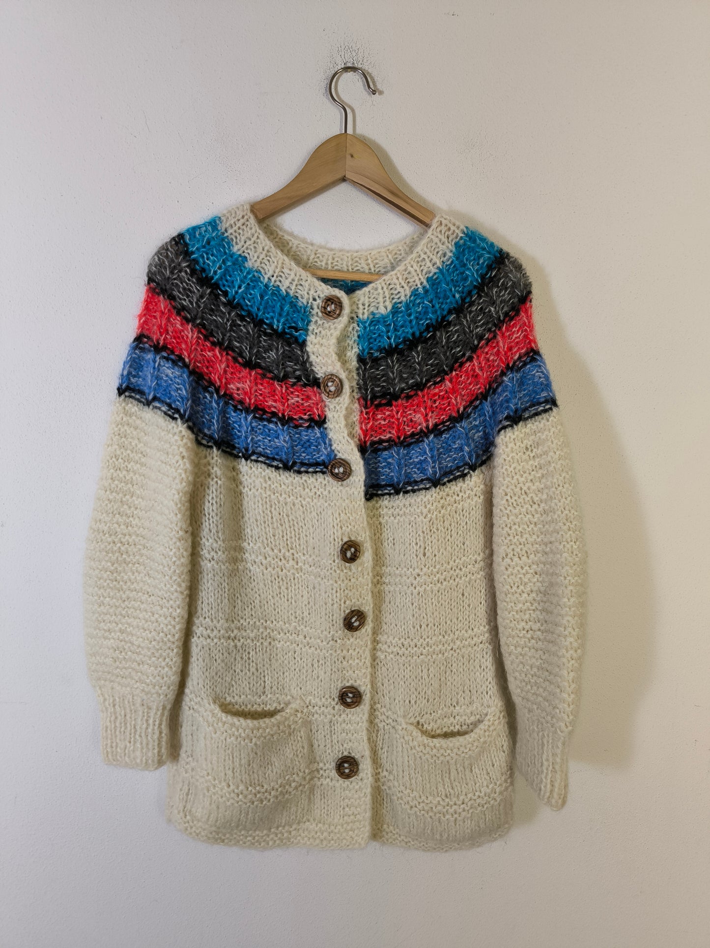 Cardigan norvegese in lana fatto a mano