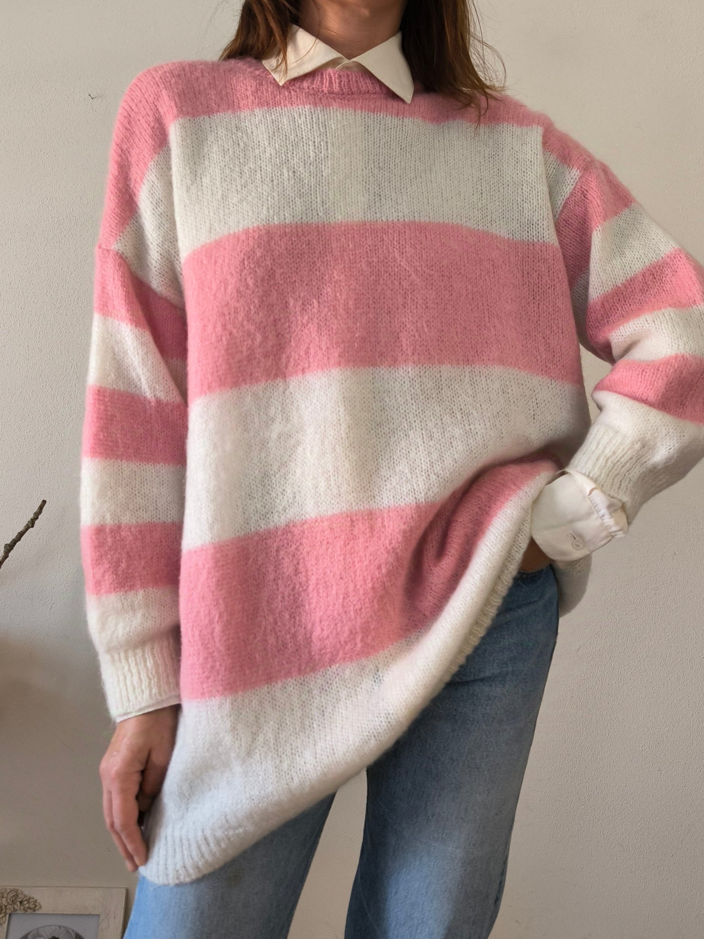 Maglione oversize a righe bianco/rosa