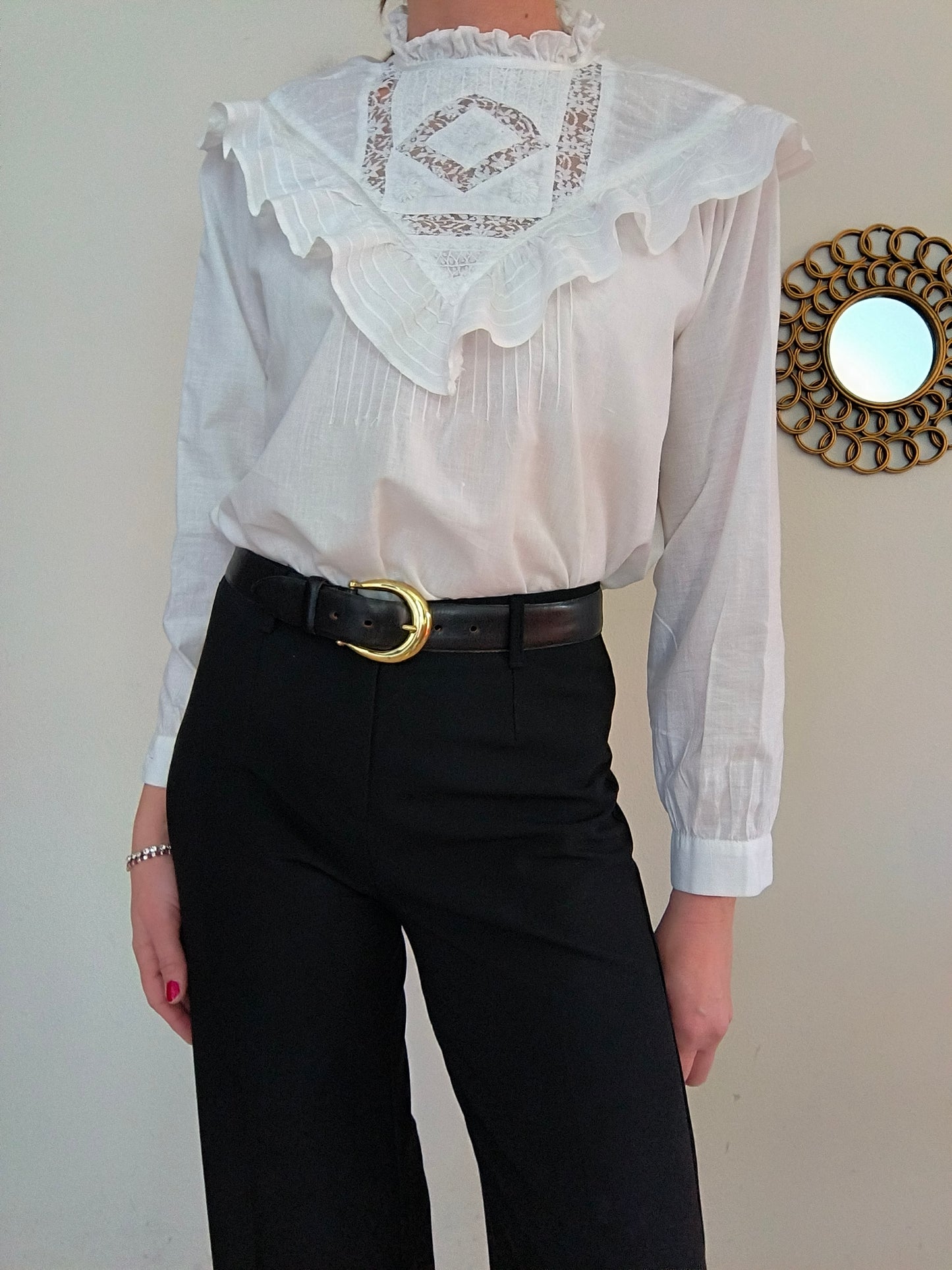 Camicetta vintage bianca con pizzo