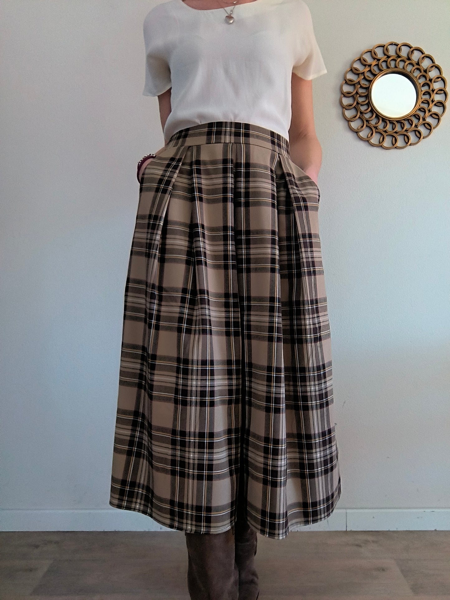 Ampia gonna tartan marrone