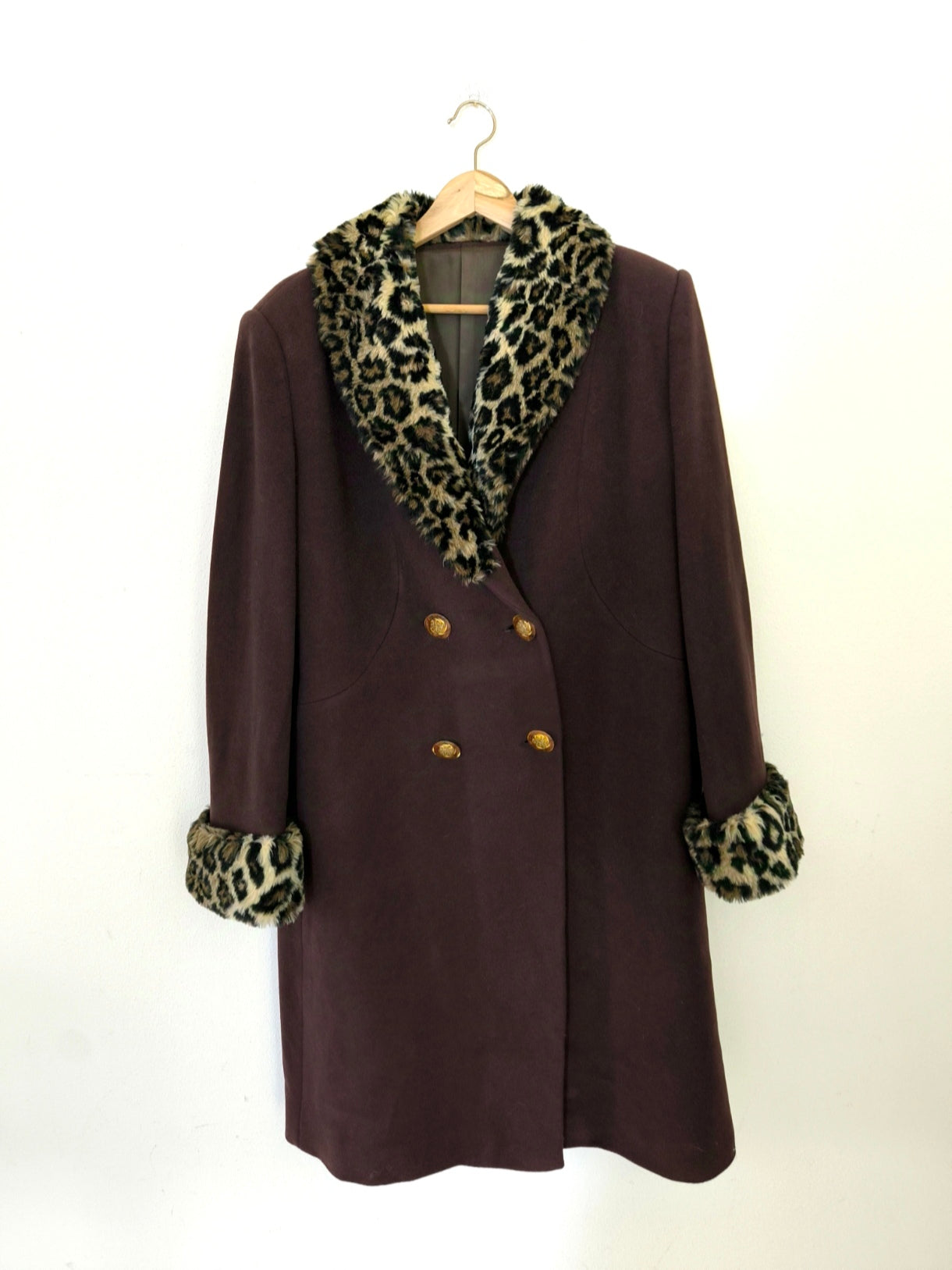 Cappotto anni 40 con pelliccia leopardata