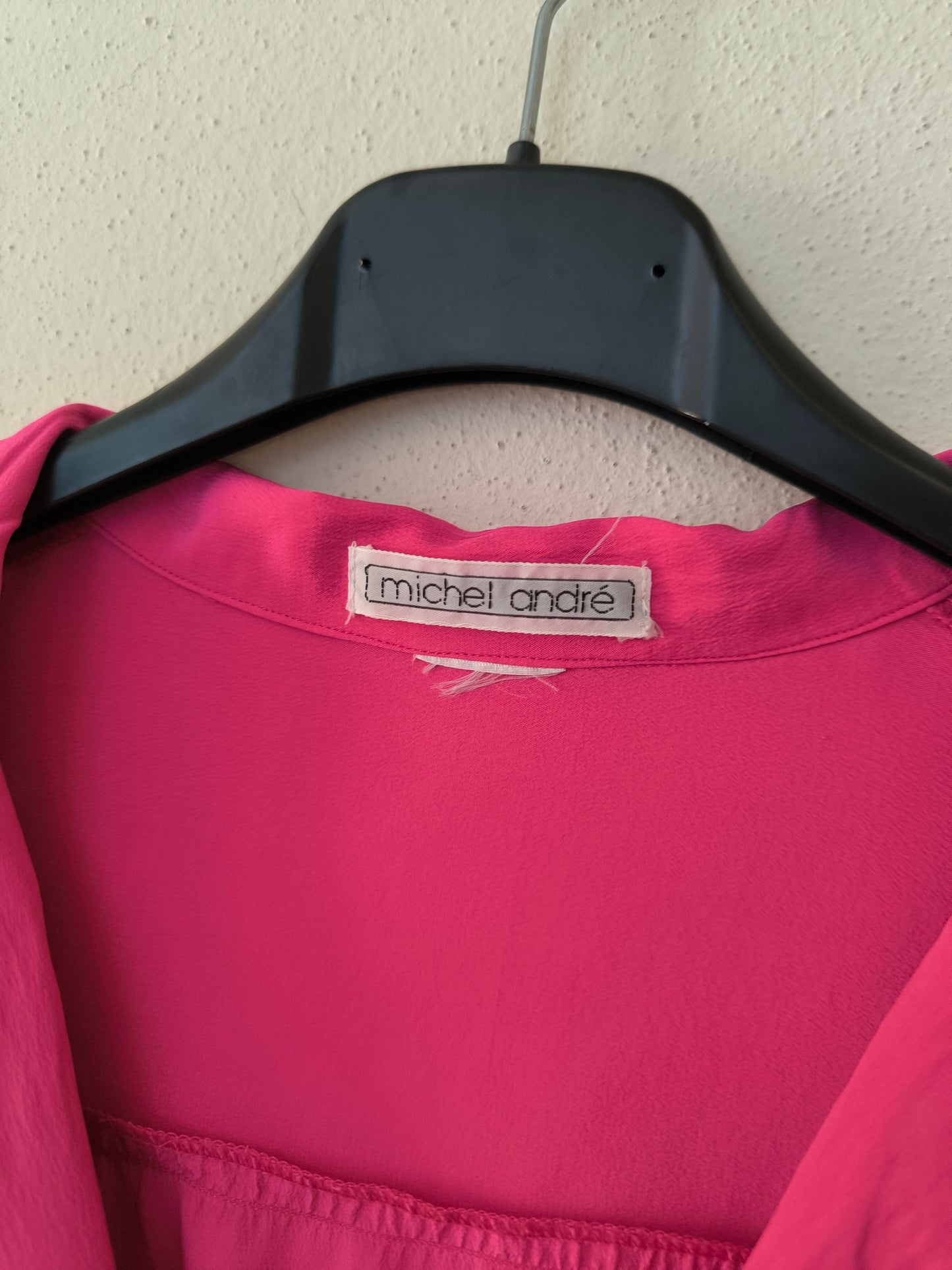 Camicetta in seta rosa shocking