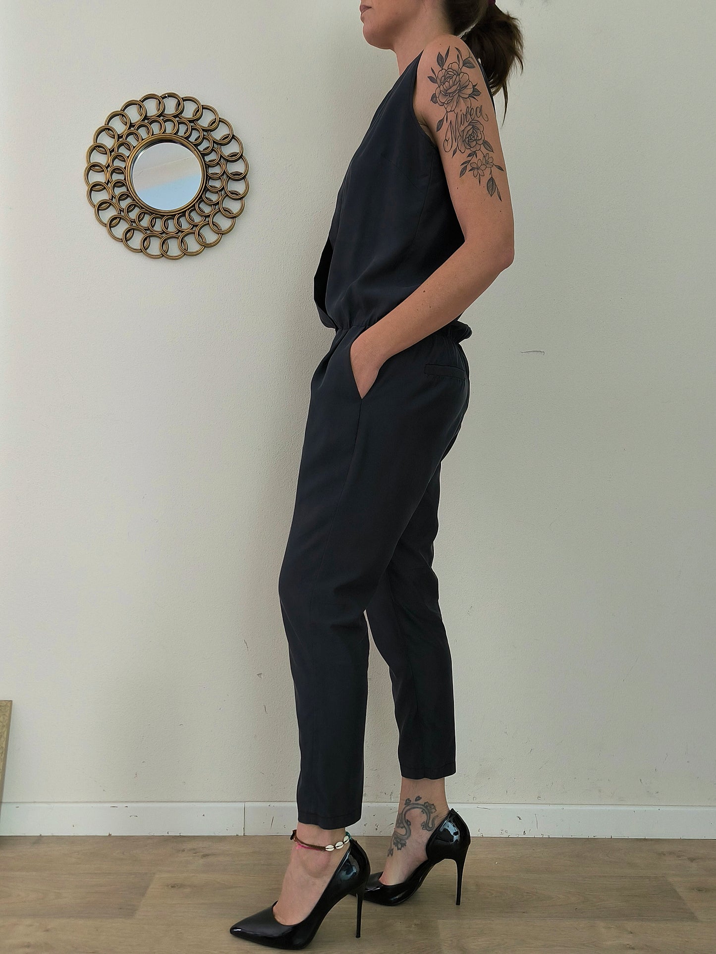 Jumpsuit Imperial nera com ampio scollo
