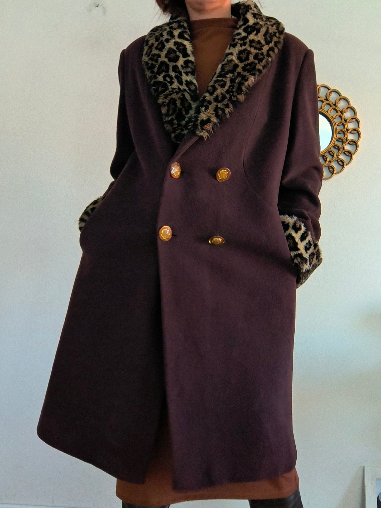 Cappotto anni 40 con pelliccia leopardata