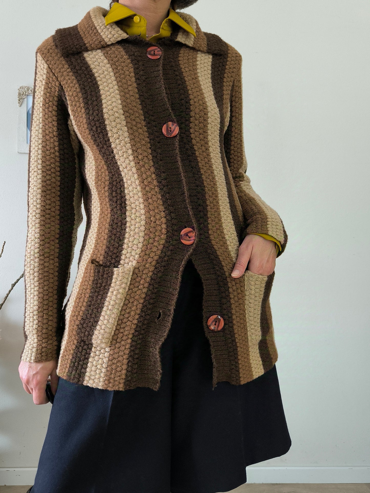 Cardigan vintage a righe marrone