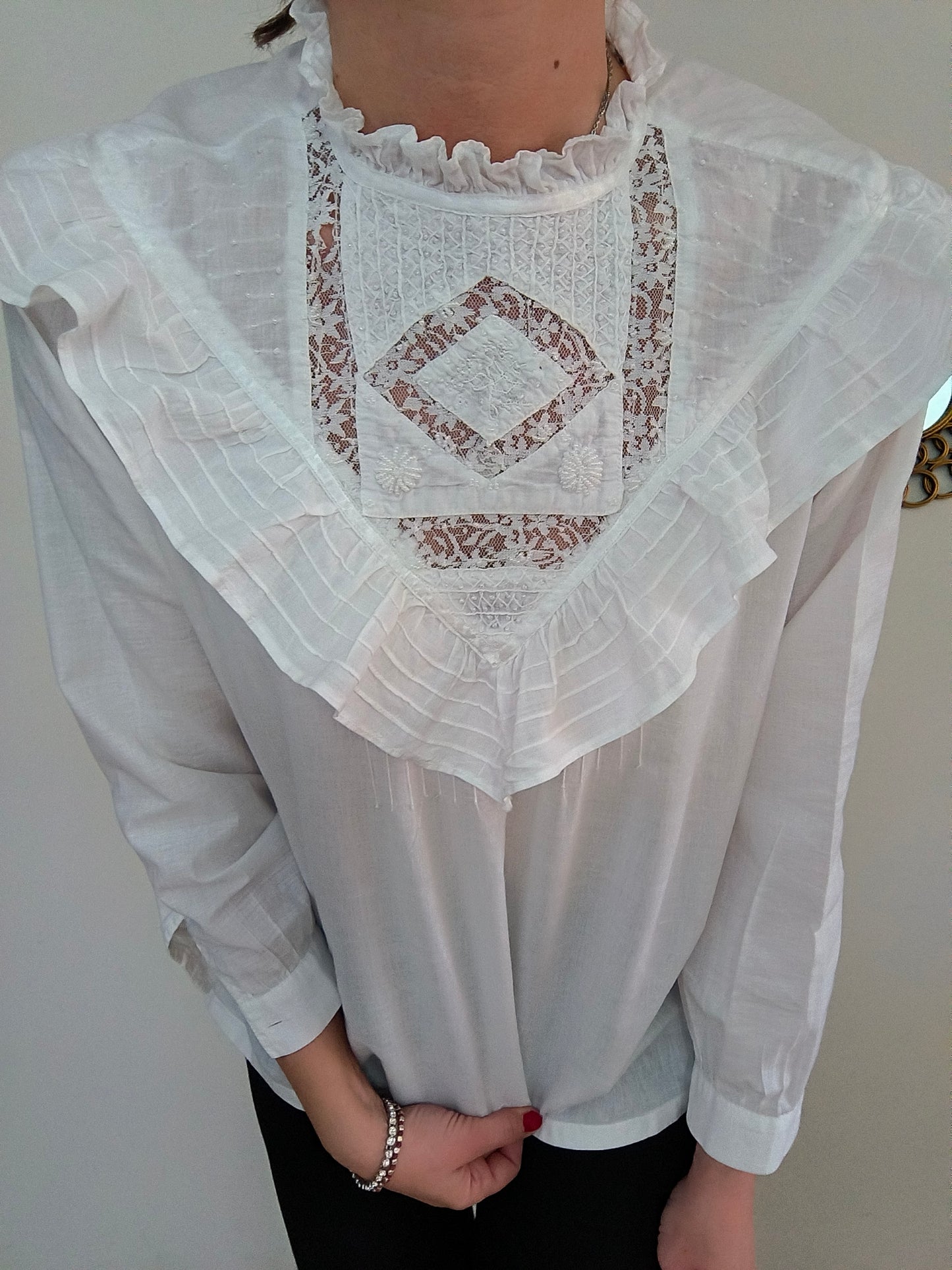 Camicetta vintage bianca con pizzo